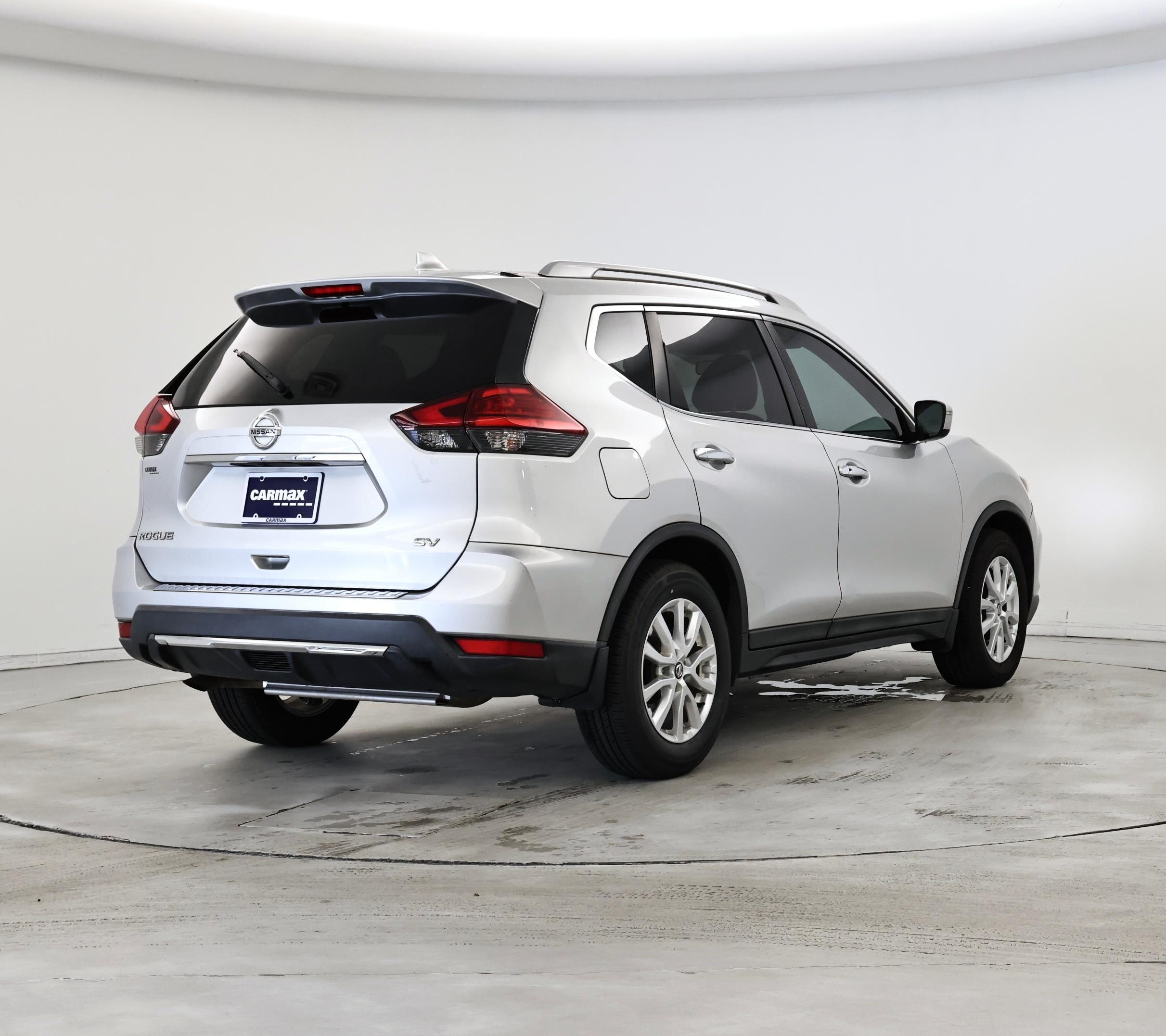 Thumbnail: 2017 Nissan Rogue - 8