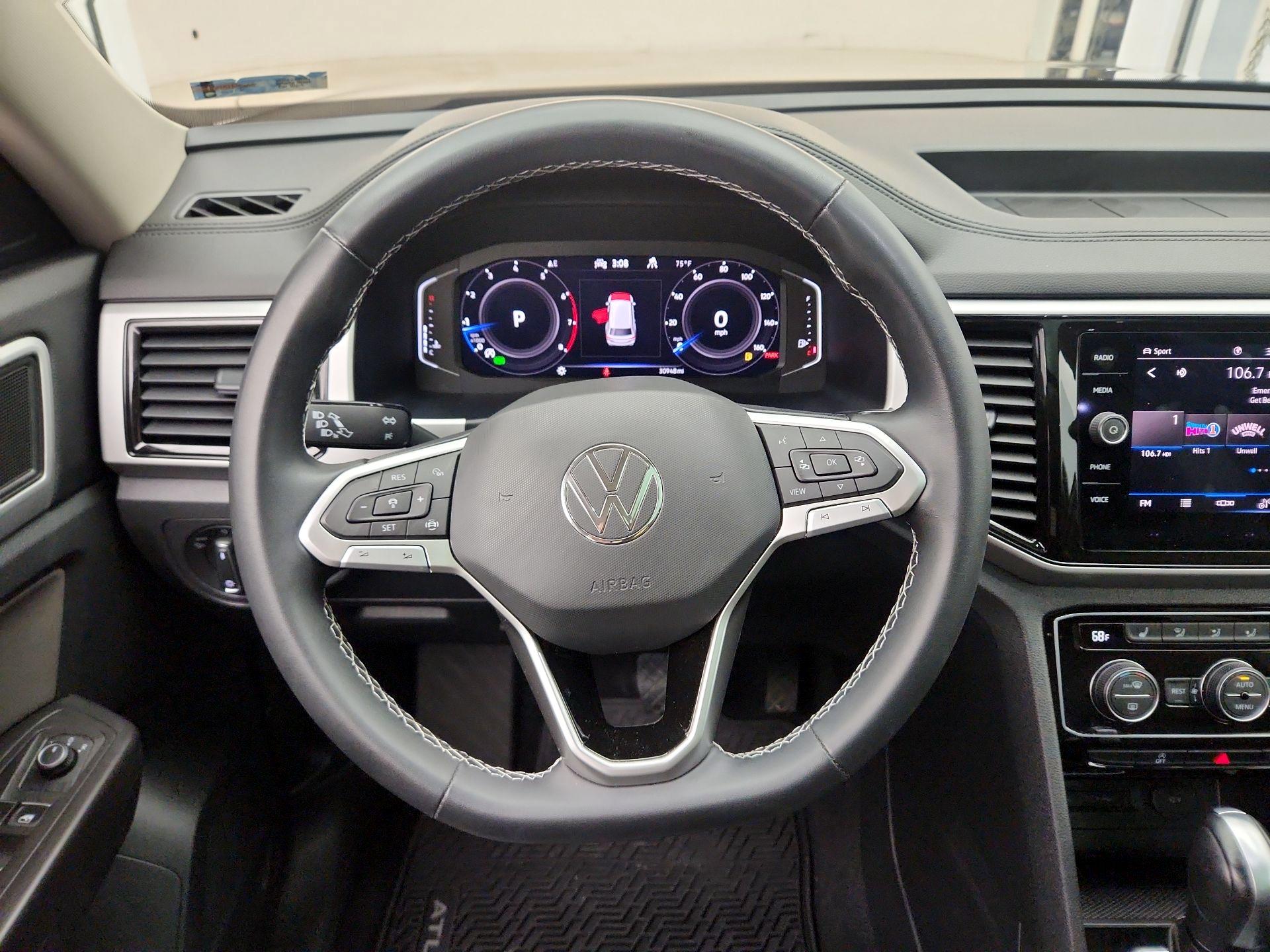Thumbnail: 2022 Volkswagen Atlas - 10
