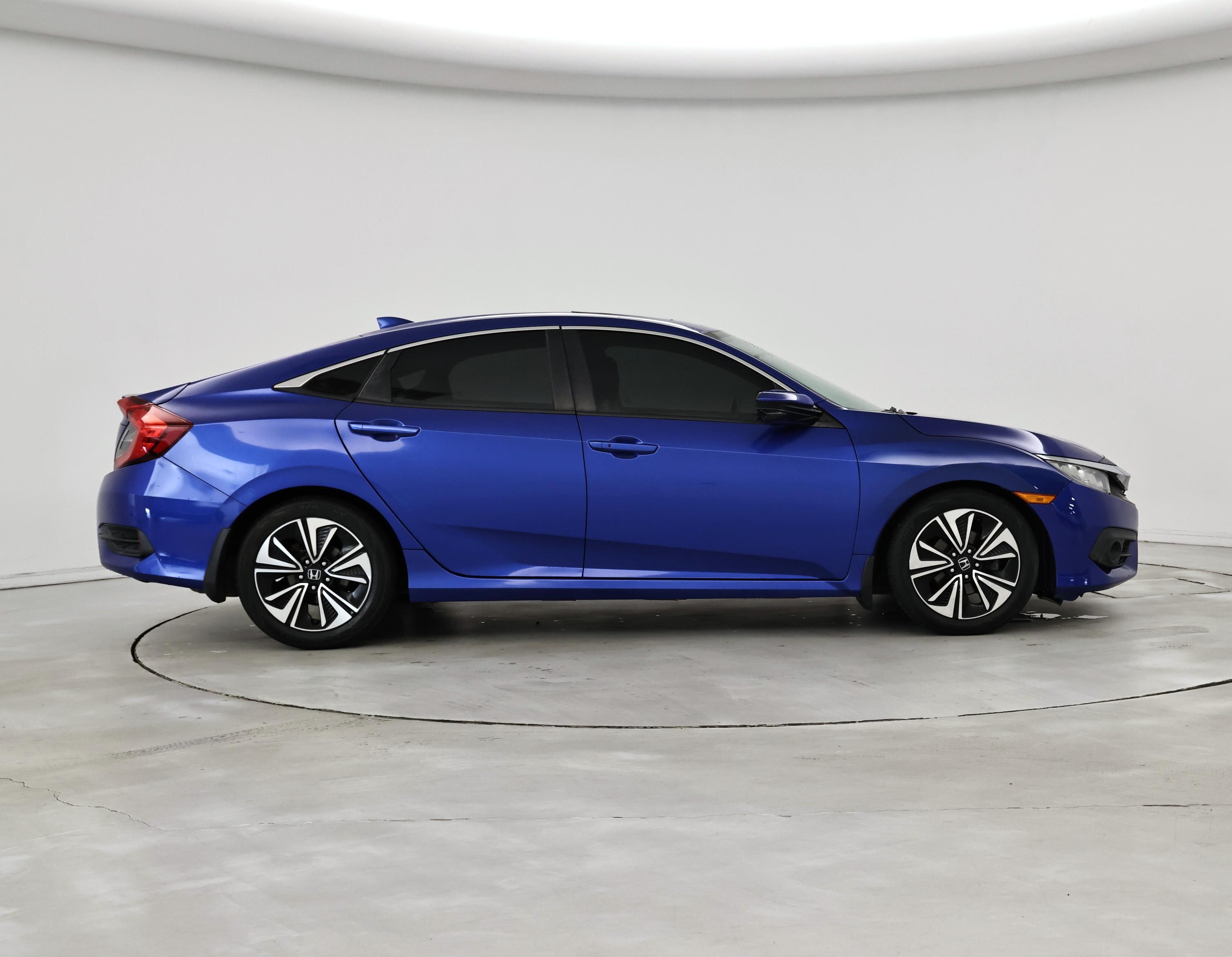 Thumbnail: 2016 Honda Civic - 7
