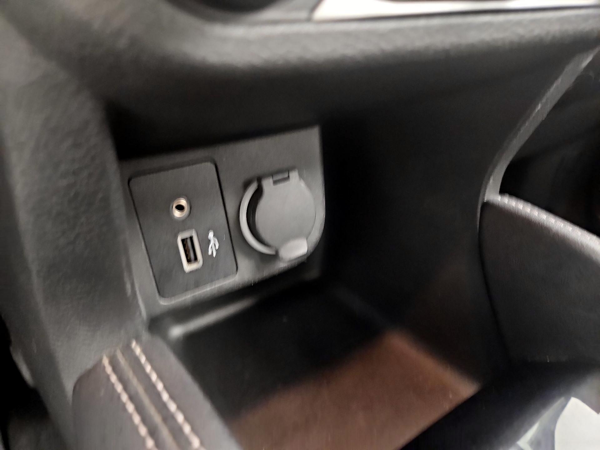 Thumbnail: 2018 Nissan Kicks - 18