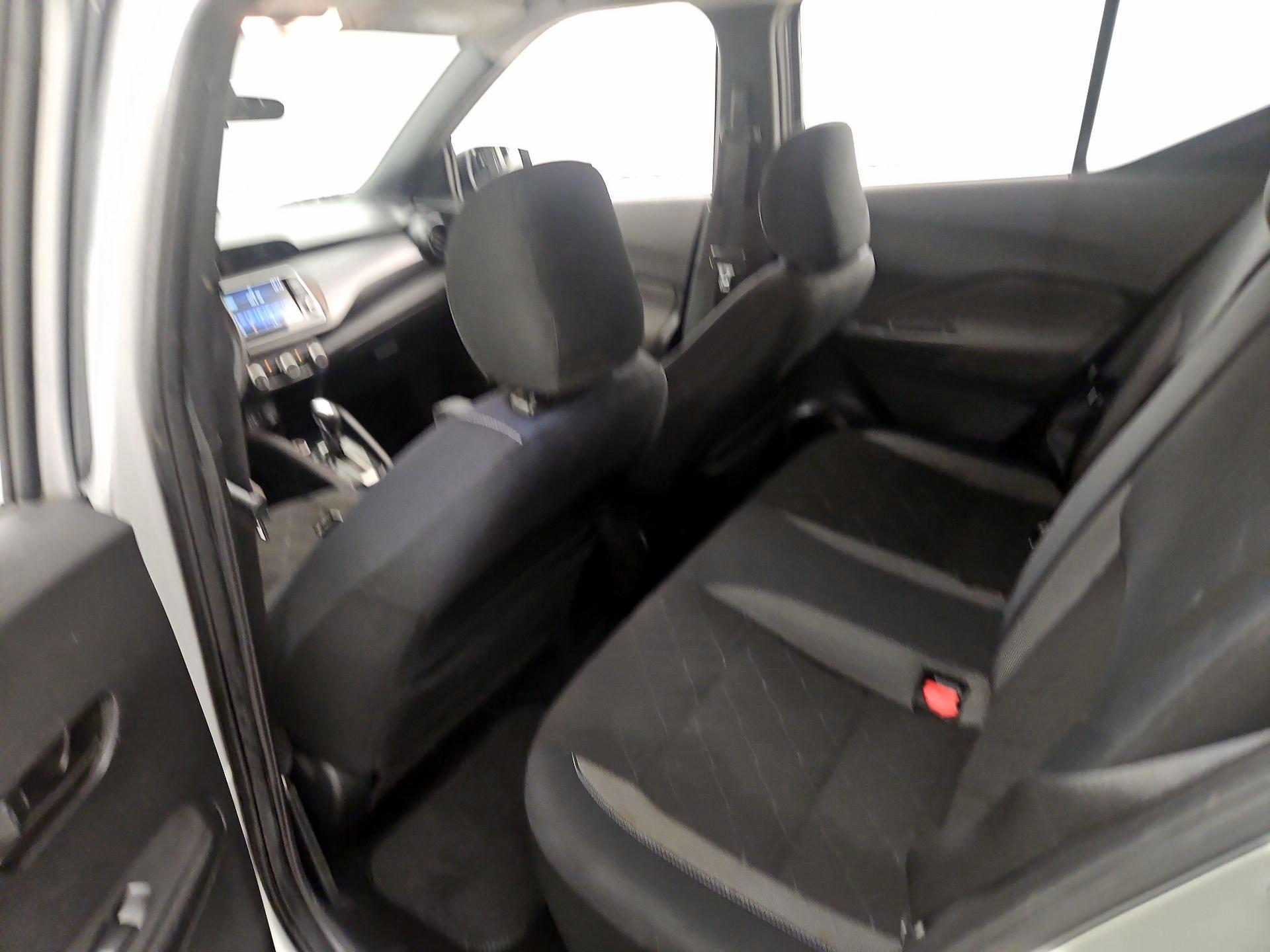 Thumbnail: 2018 Nissan Kicks - 19
