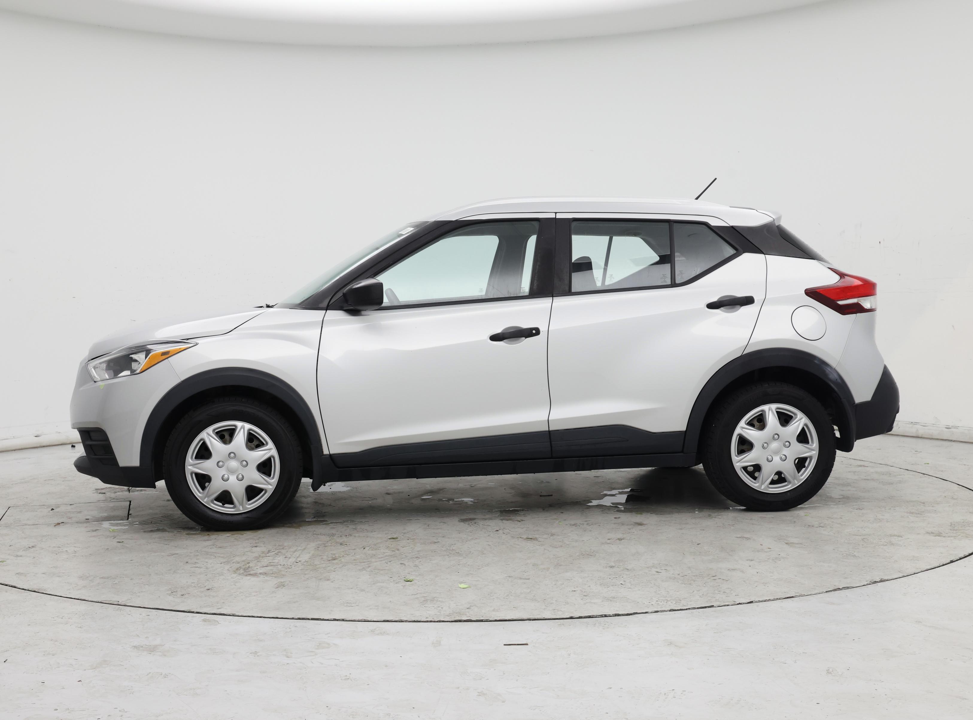Thumbnail: 2018 Nissan Kicks - 3