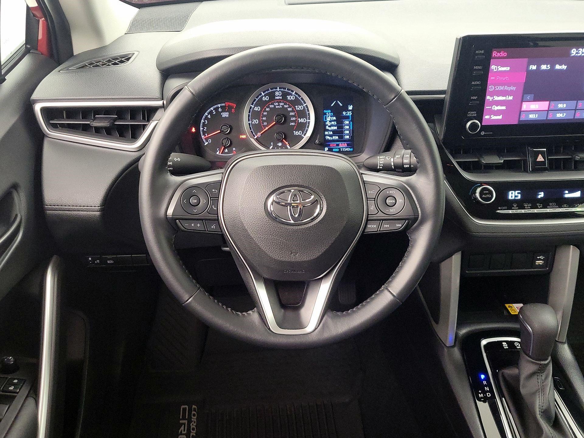 Thumbnail: 2022 Toyota Corolla Cross - 10