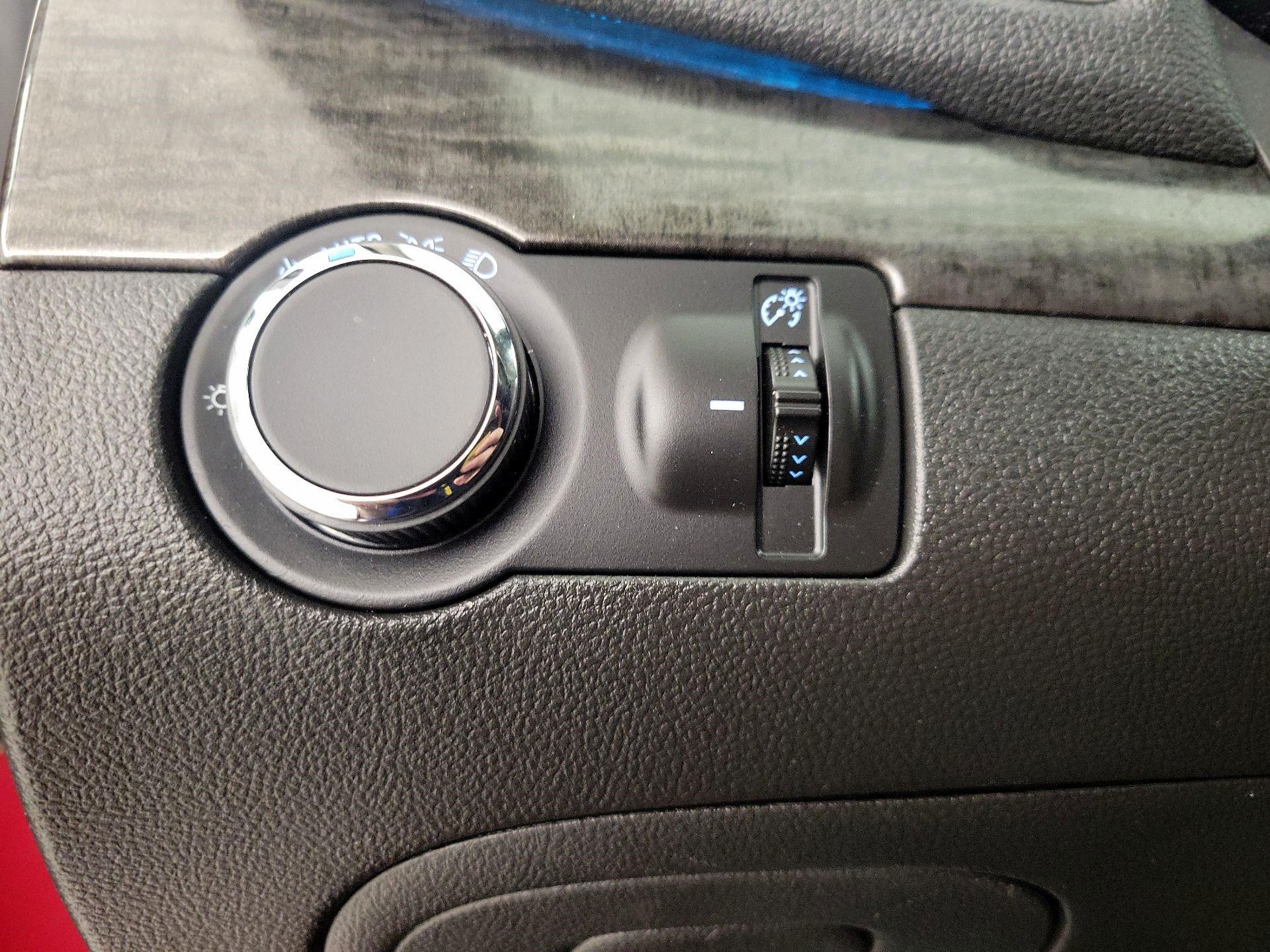 Thumbnail: 2014 Buick Encore - 11