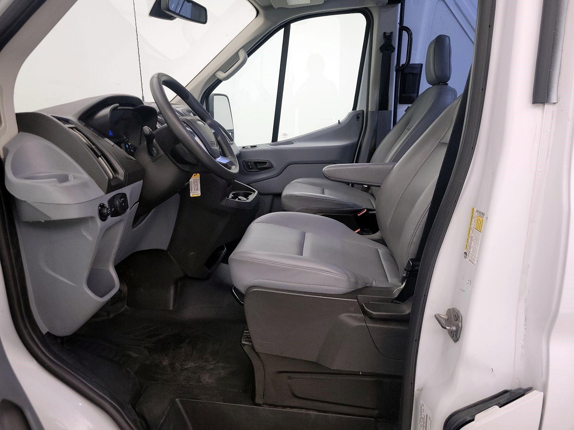 Thumbnail: 2019 Ford Transit Series - 9