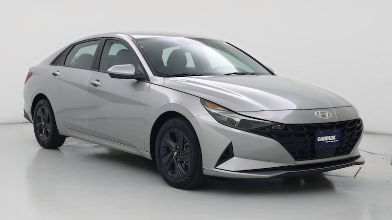 2022 Hyundai Elantra SEL Hero Image