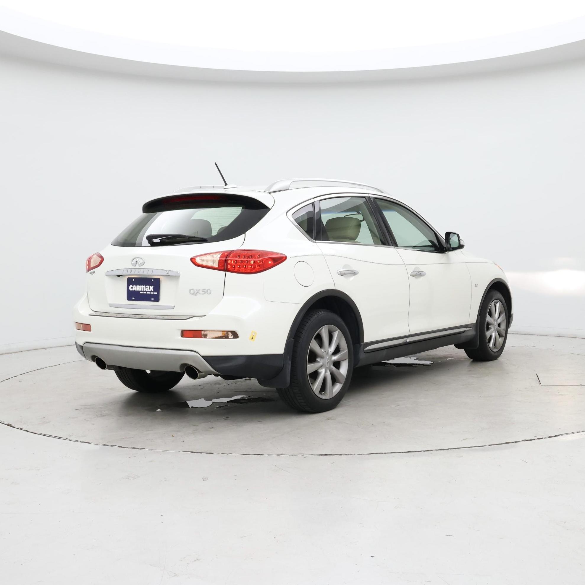 Thumbnail: 2017 INFINITI QX50 - 8