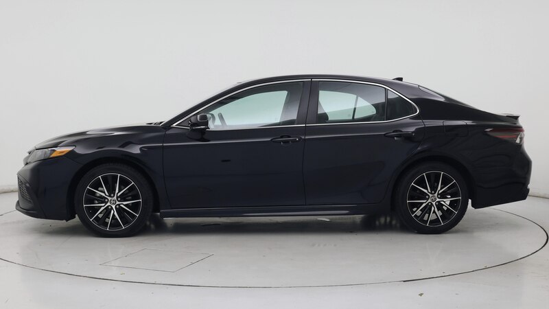 2023 Toyota Camry SE 3
