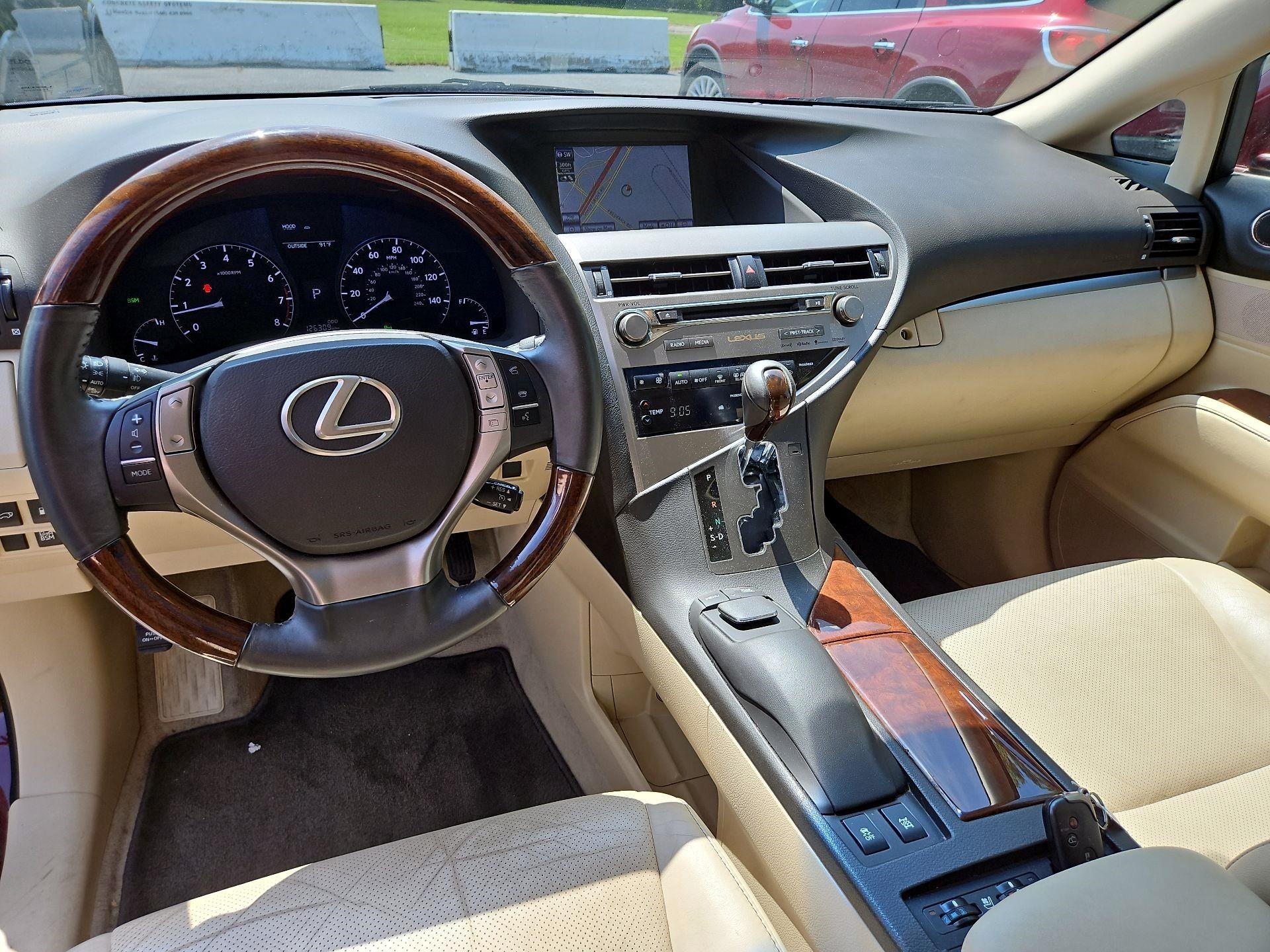 Thumbnail: 2014 Lexus RX - 8