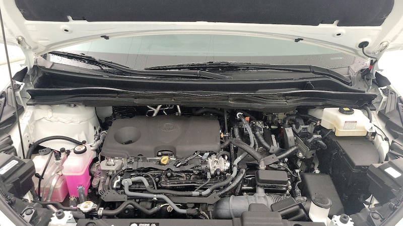 2022 Toyota Sienna LE 23