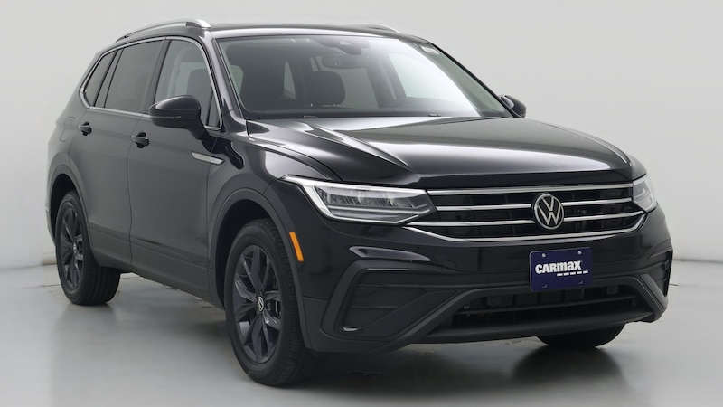 2022 Volkswagen Tiguan SE Hero Image