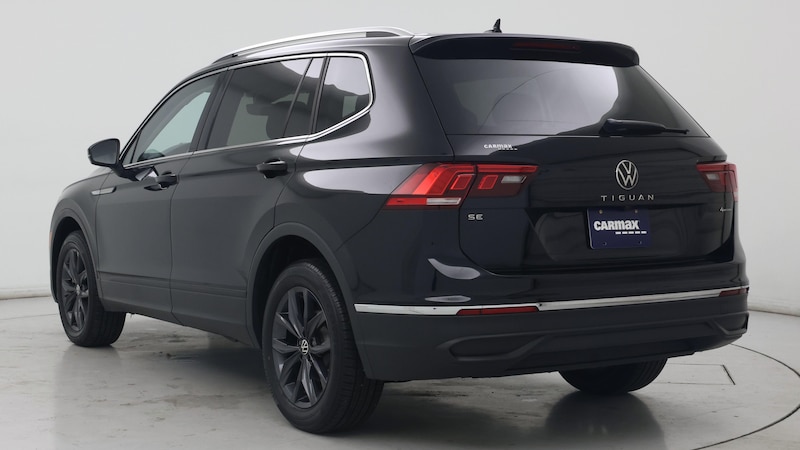 2022 Volkswagen Tiguan SE 2