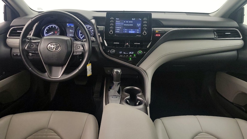 2023 Toyota Camry SE 9