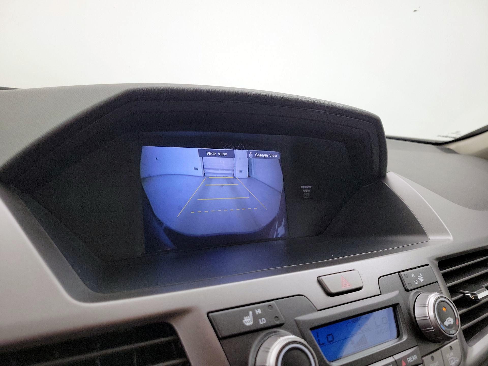 Thumbnail: 2013 Honda Odyssey - 15