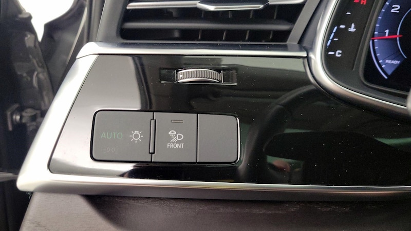 2020 Audi Q7 Premium 13