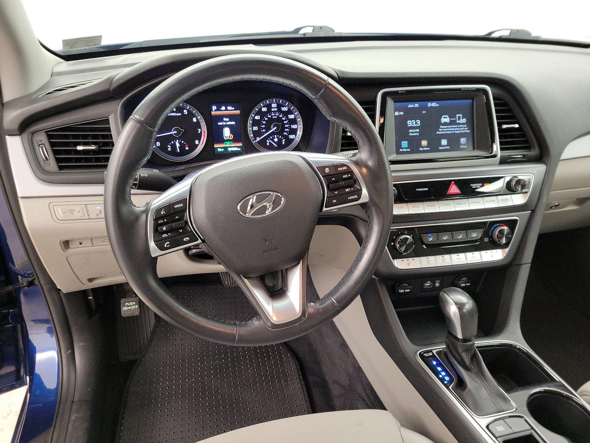 Thumbnail: 2018 Hyundai Sonata - 10