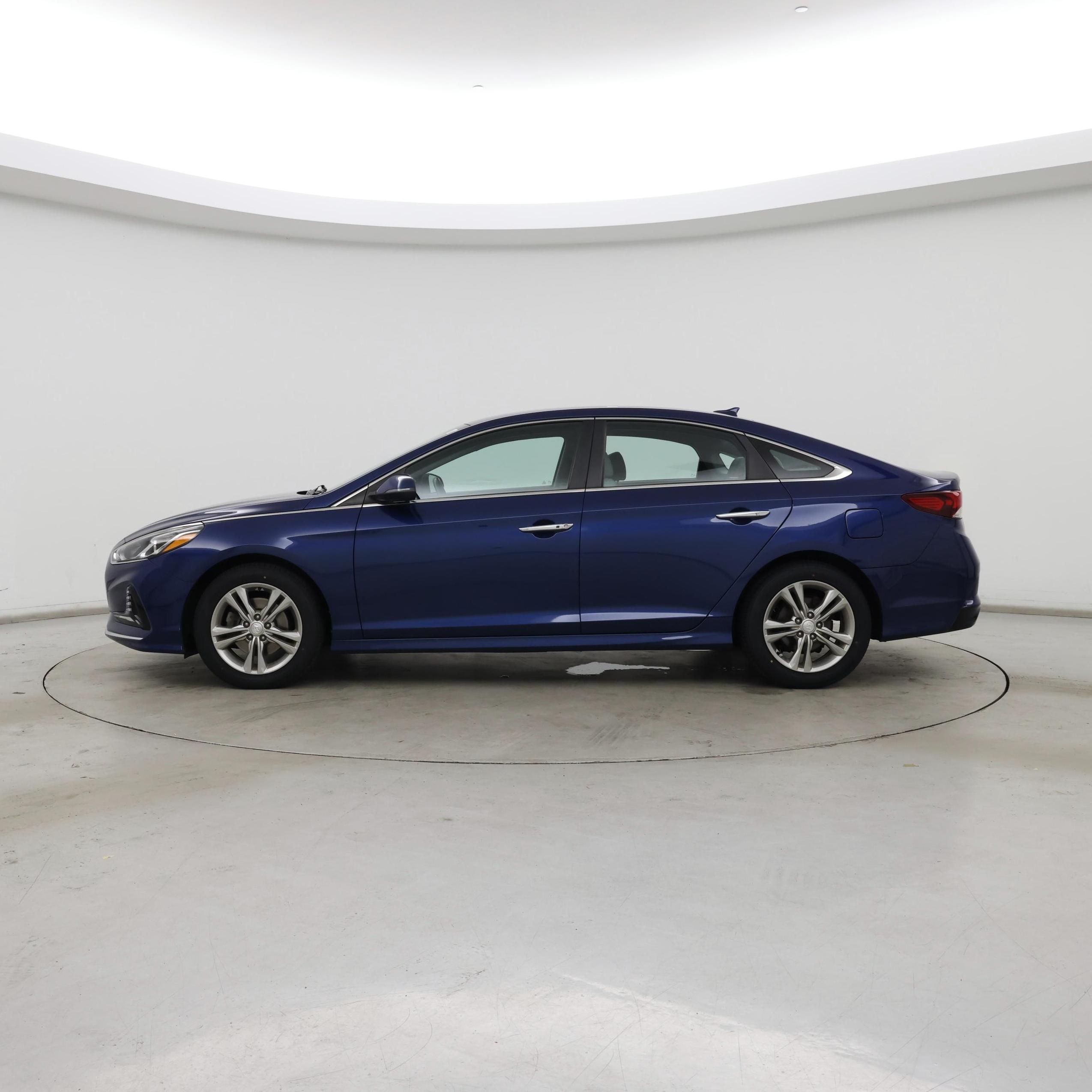 Thumbnail: 2018 Hyundai Sonata - 3