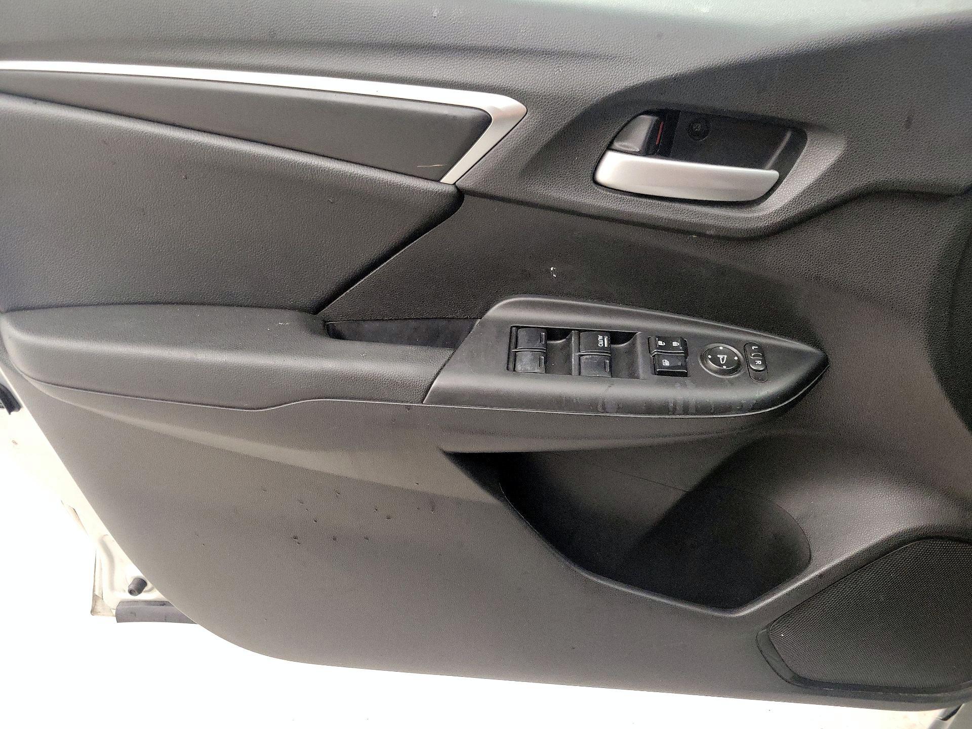 Thumbnail: 2015 Honda Fit - 12