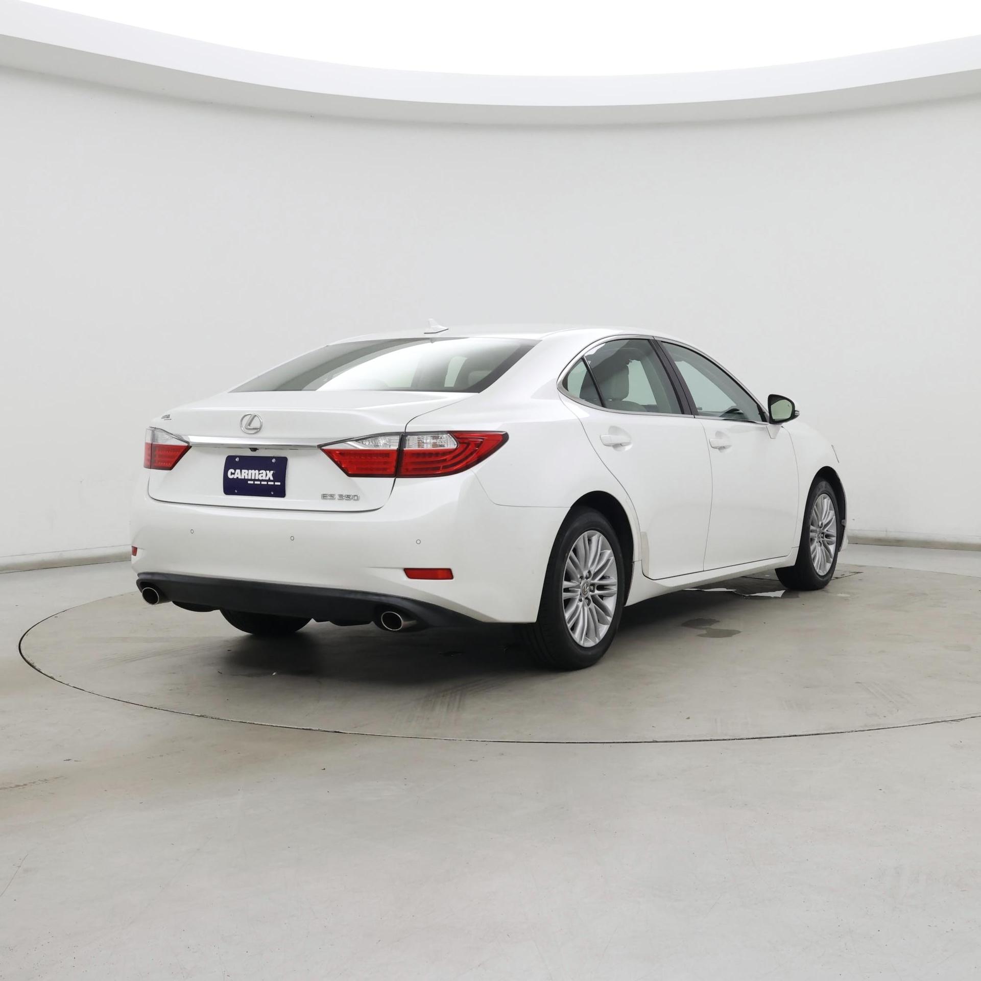 Thumbnail: 2013 Lexus ES - 8