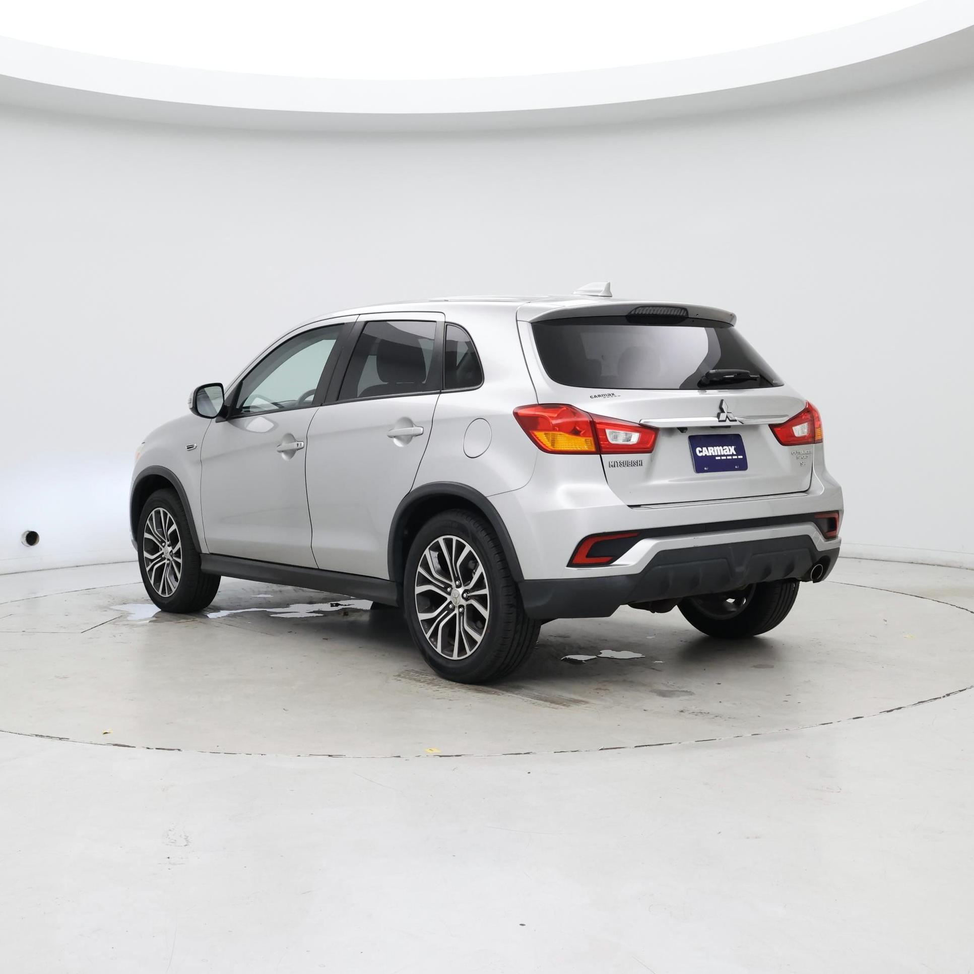 Thumbnail: 2019 Mitsubishi Outlander Sport - 2