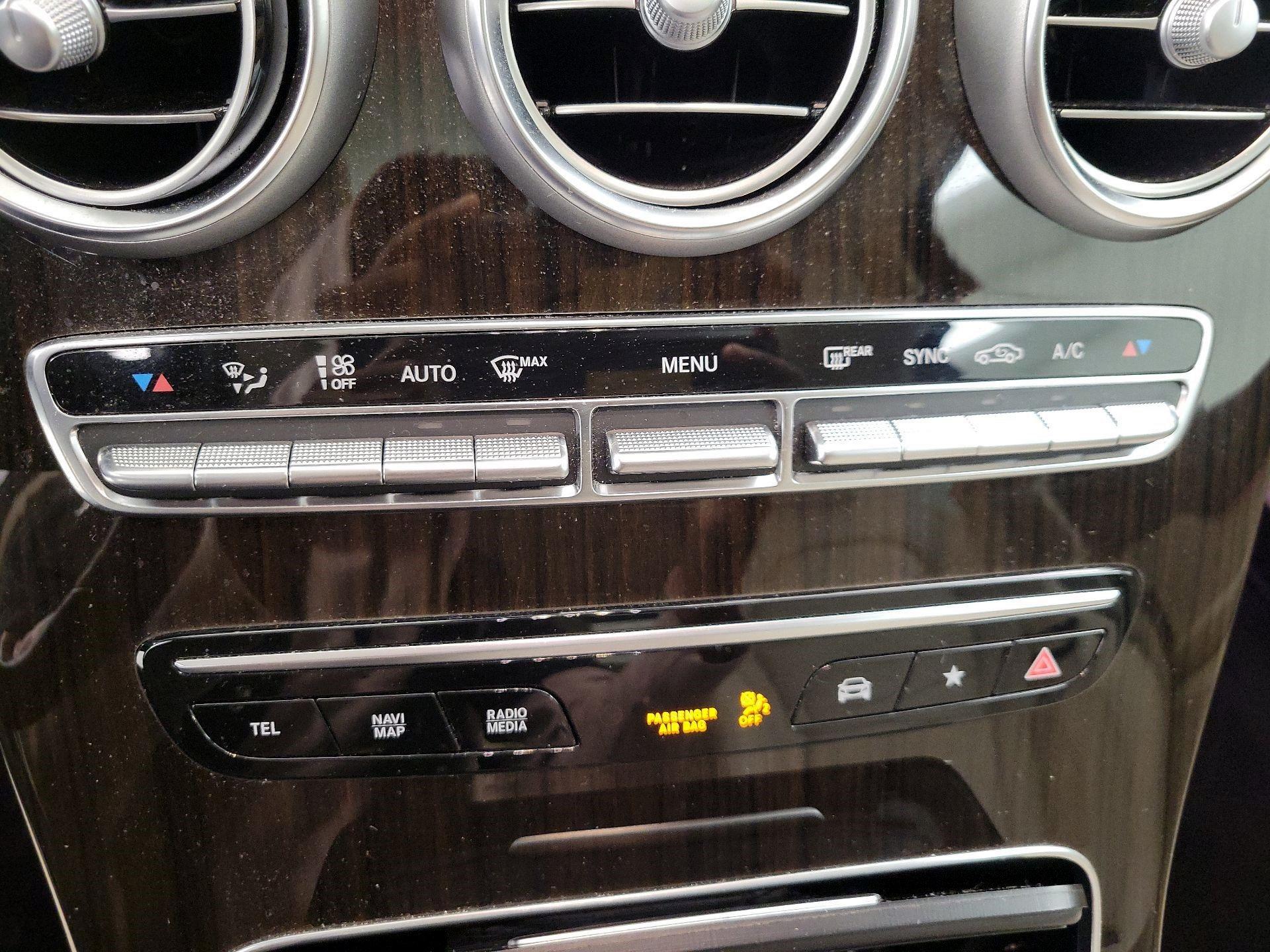 Thumbnail: 2021 Mercedes-Benz GLC - 16