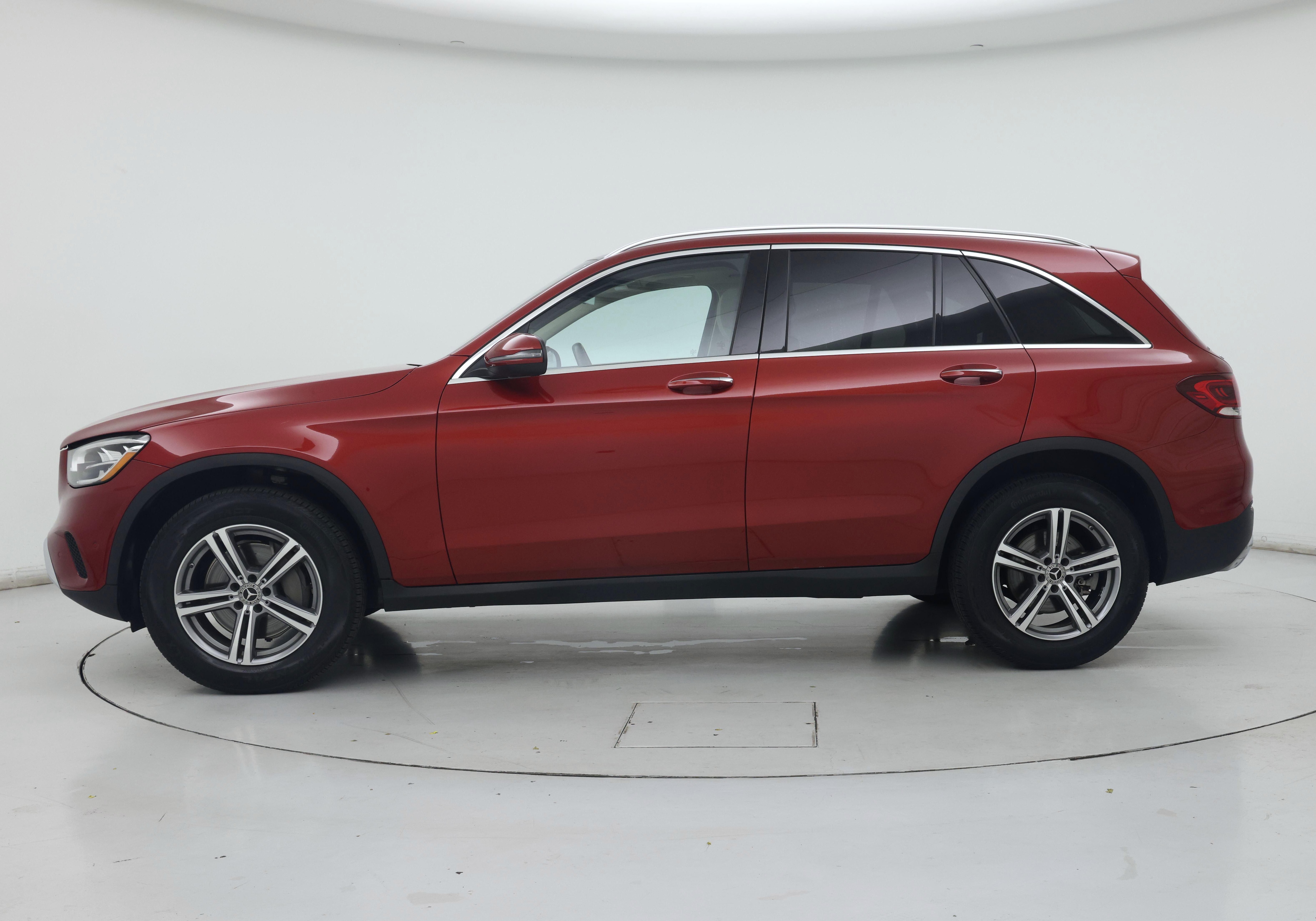 Thumbnail: 2021 Mercedes-Benz GLC - 3