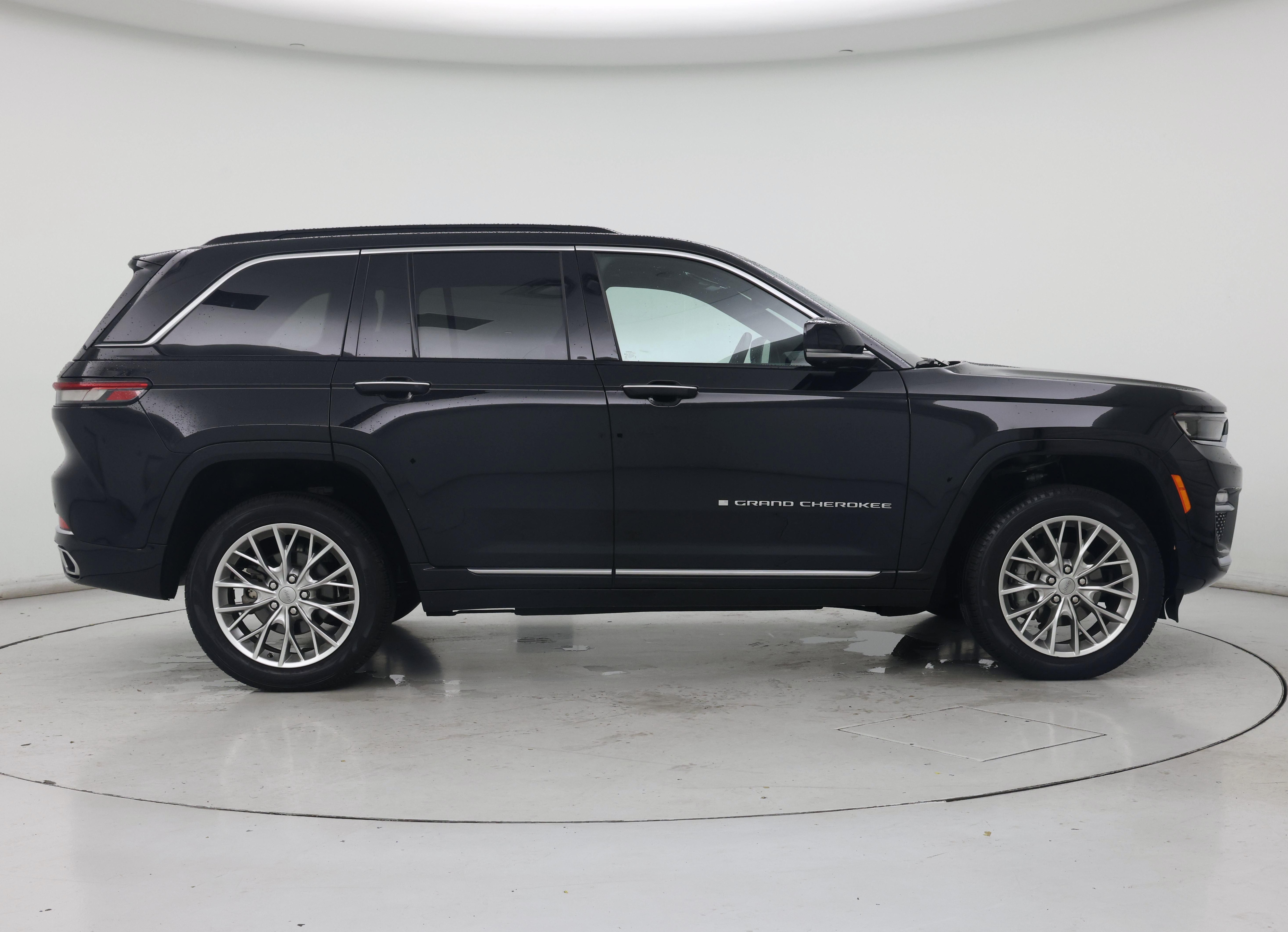 Thumbnail: 2024 Jeep Grand Cherokee - 7