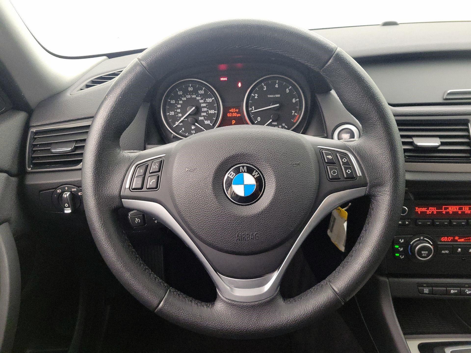 Thumbnail: 2015 BMW X1 - 10