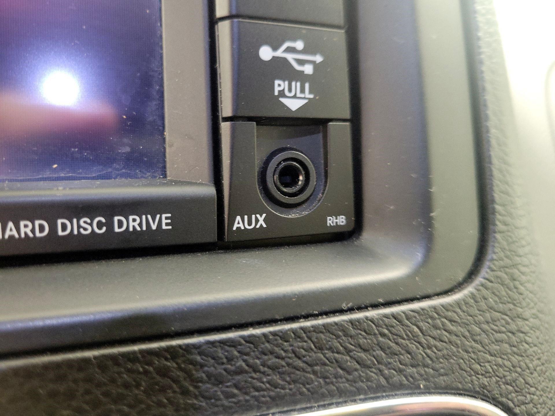 Thumbnail: 2016 Dodge Grand Caravan - 18
