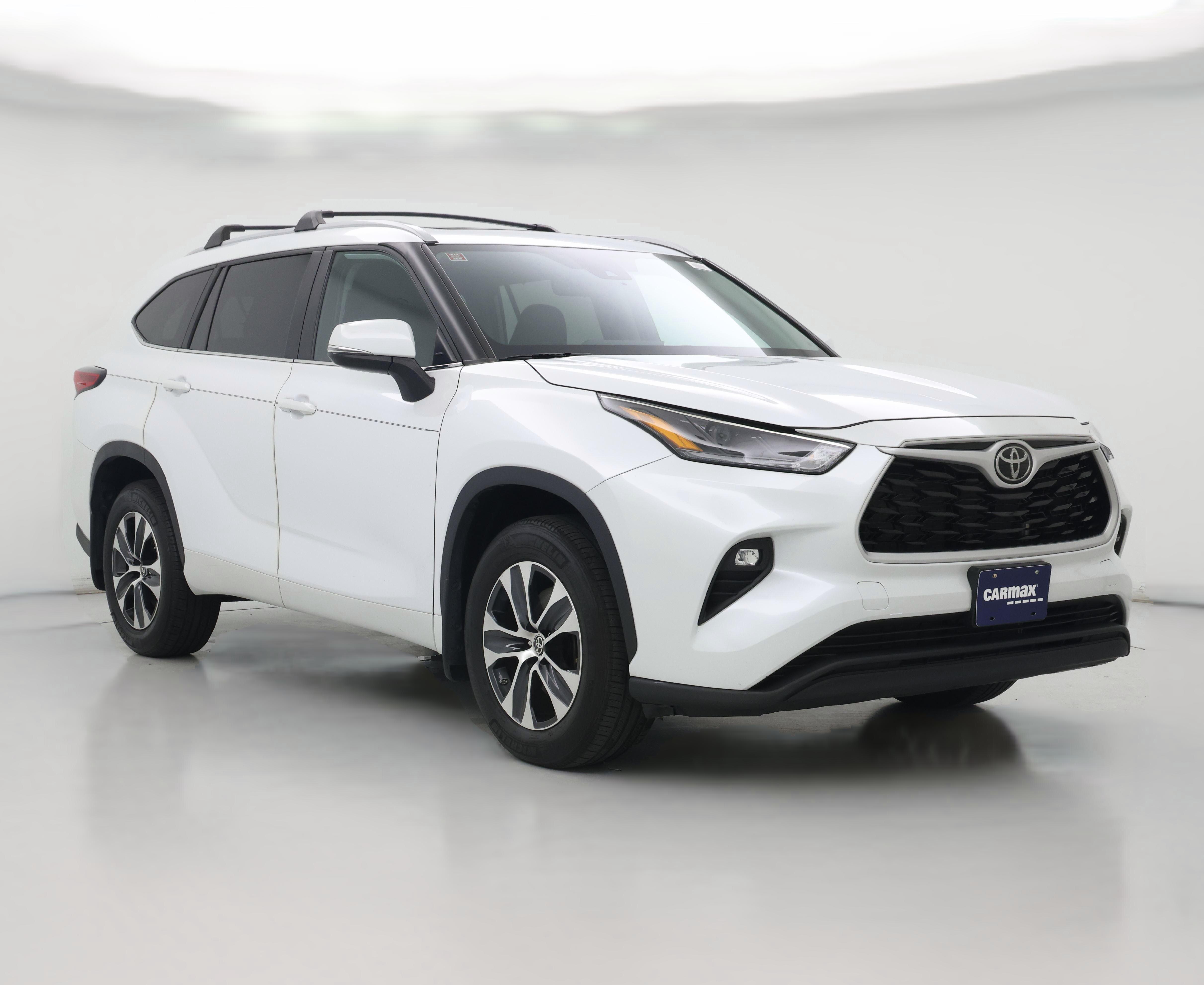 Thumbnail: 2023 Toyota Highlander - 1
