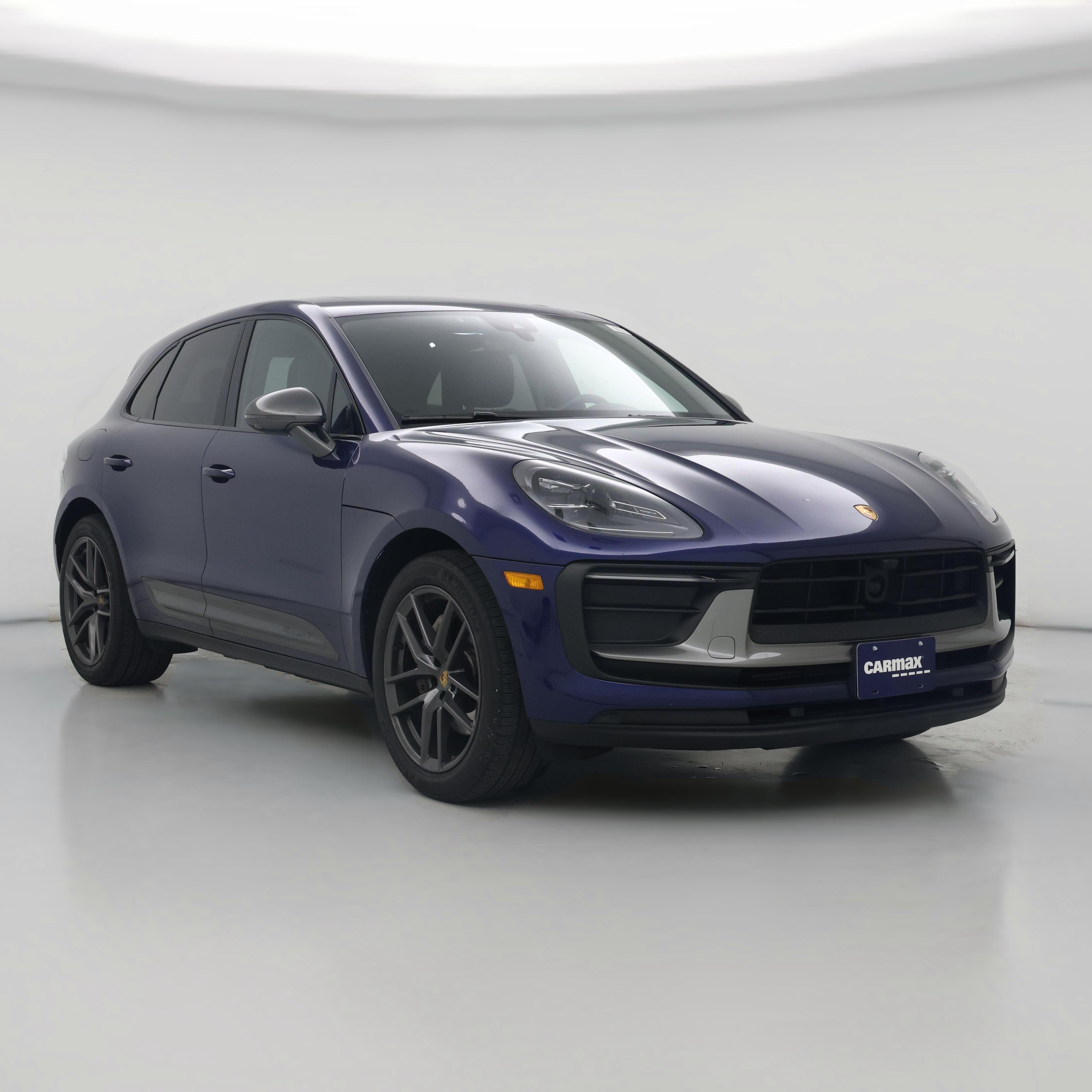 Thumbnail: 2023 Porsche Macan - 1
