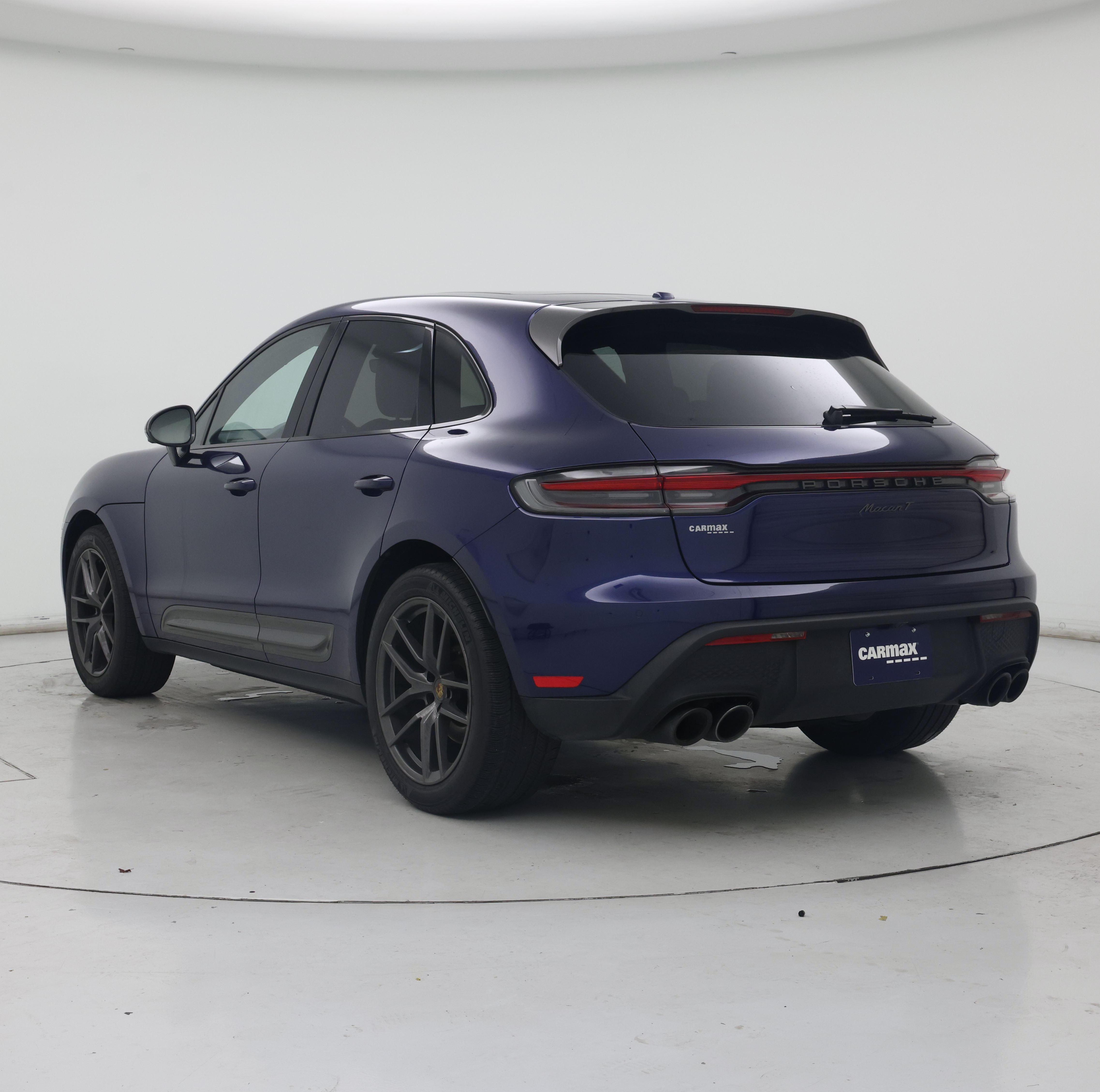 Thumbnail: 2023 Porsche Macan - 2