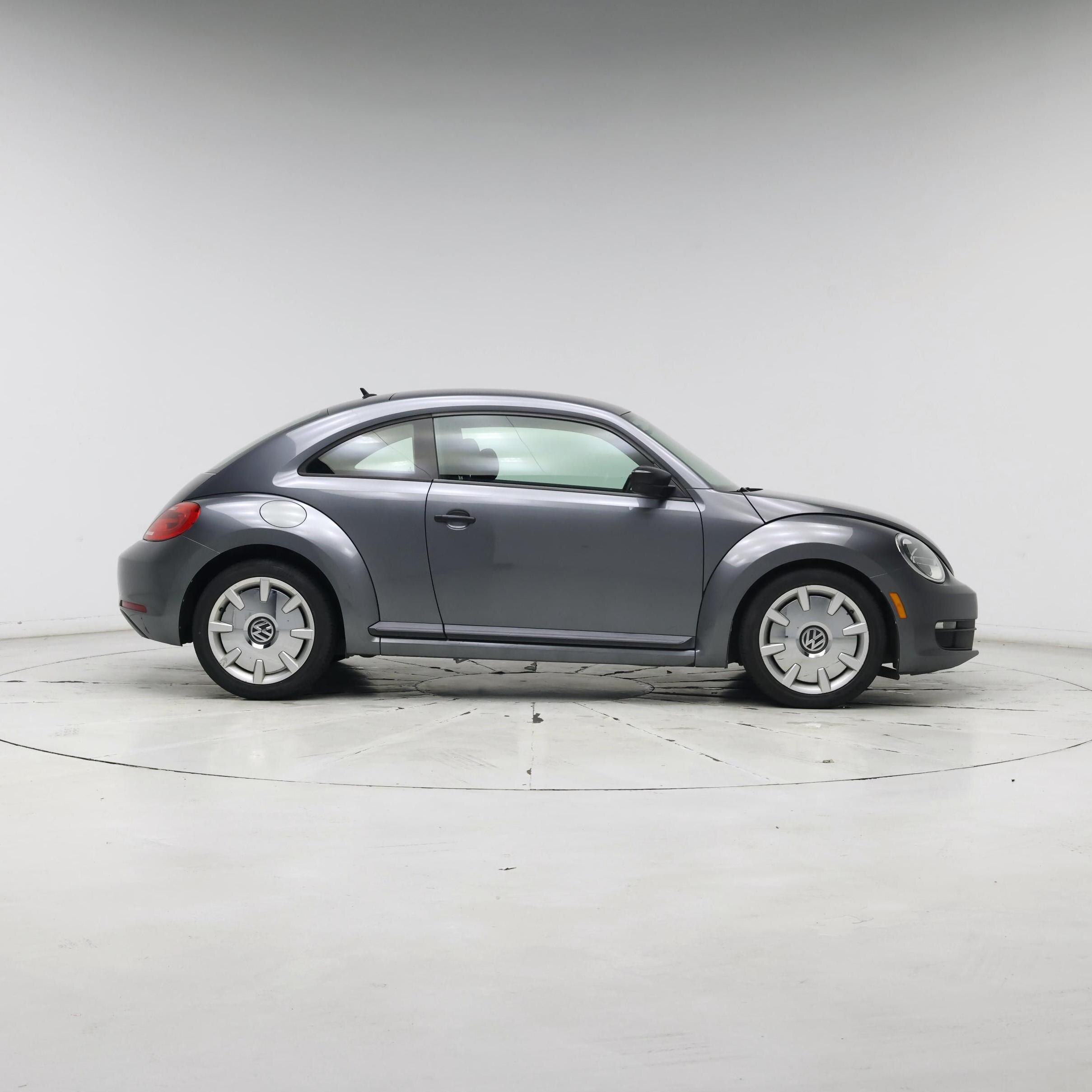 Thumbnail: 2013 Volkswagen Beetle - 7