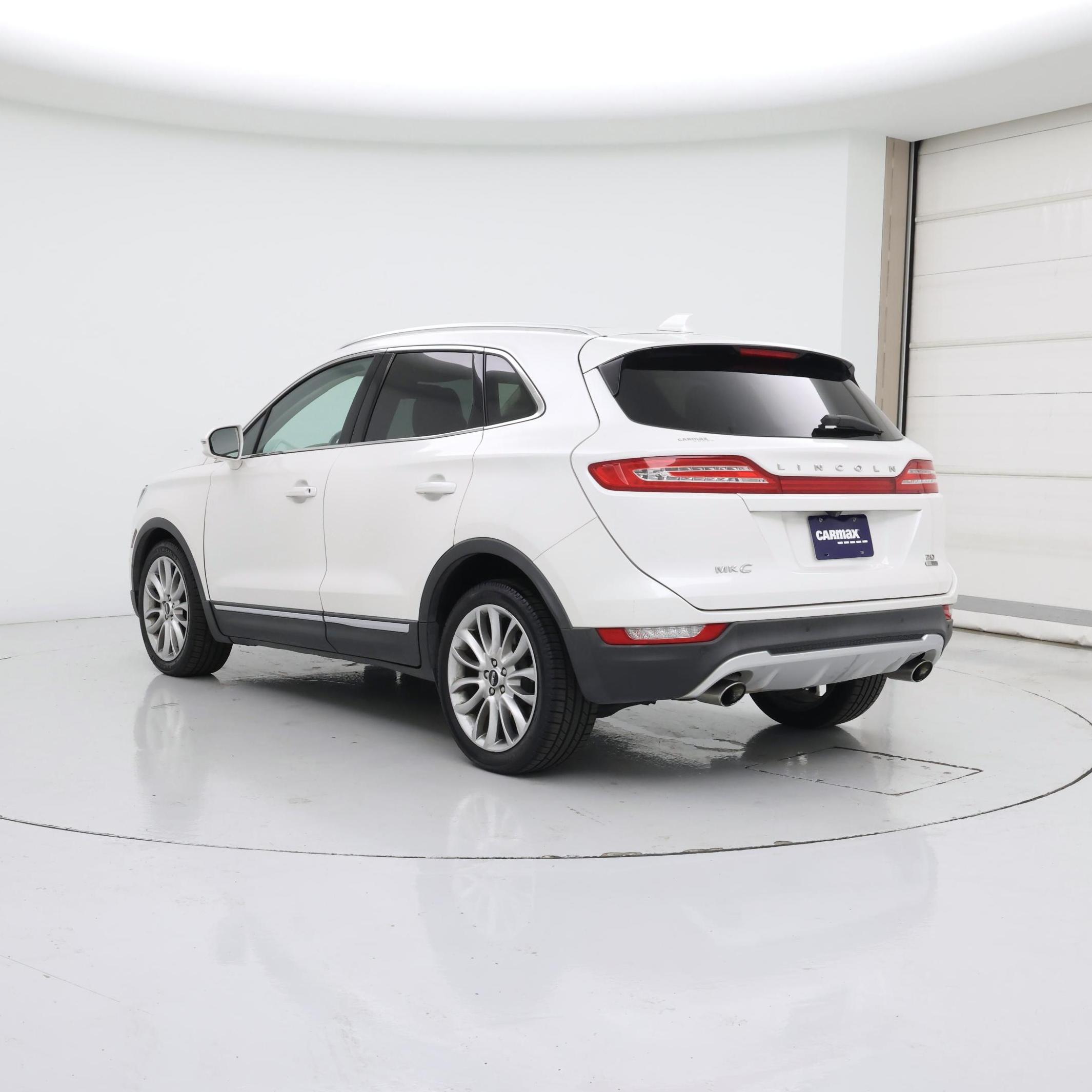 Thumbnail: 2015 Lincoln MKC - 2