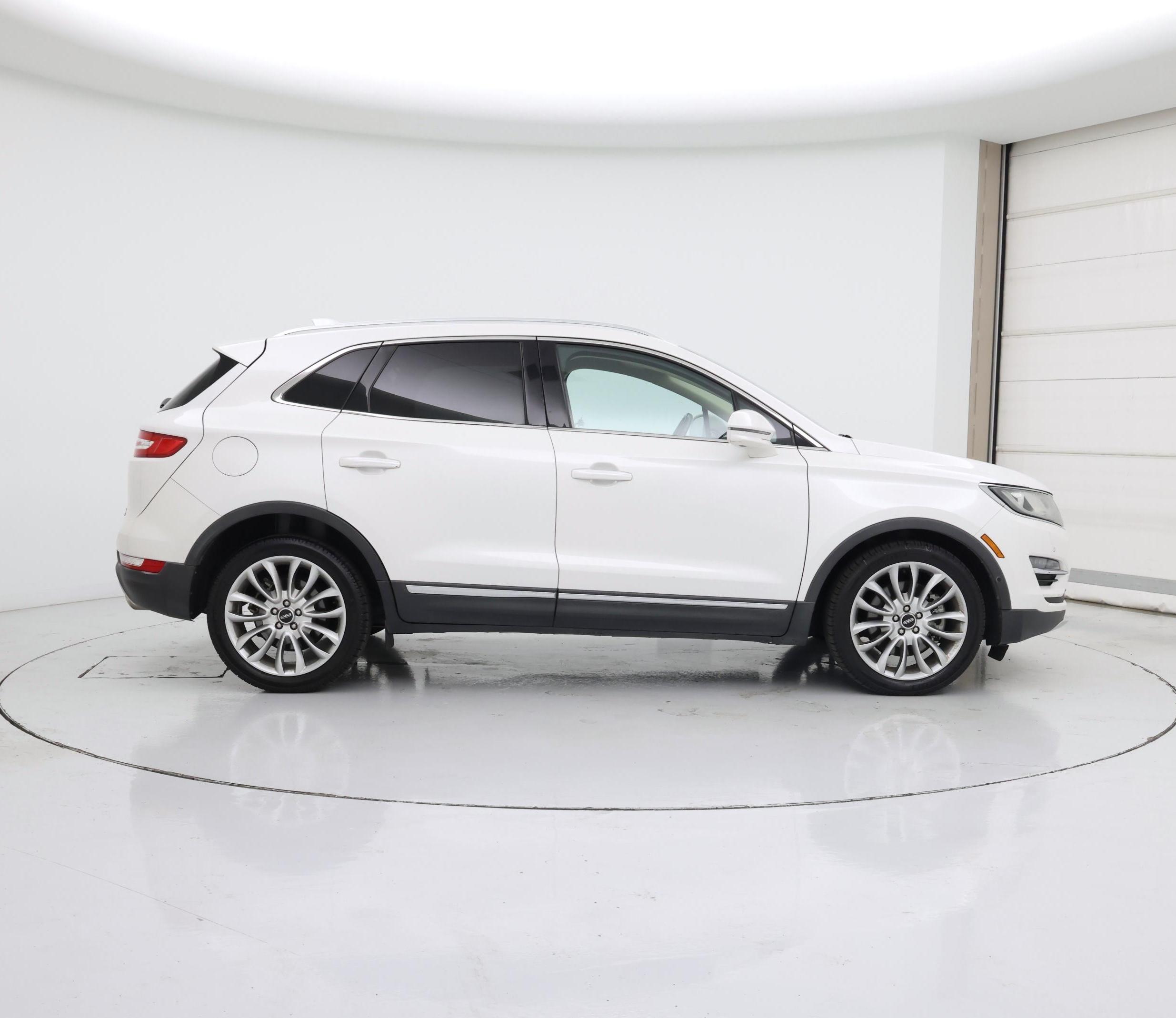 Thumbnail: 2015 Lincoln MKC - 7