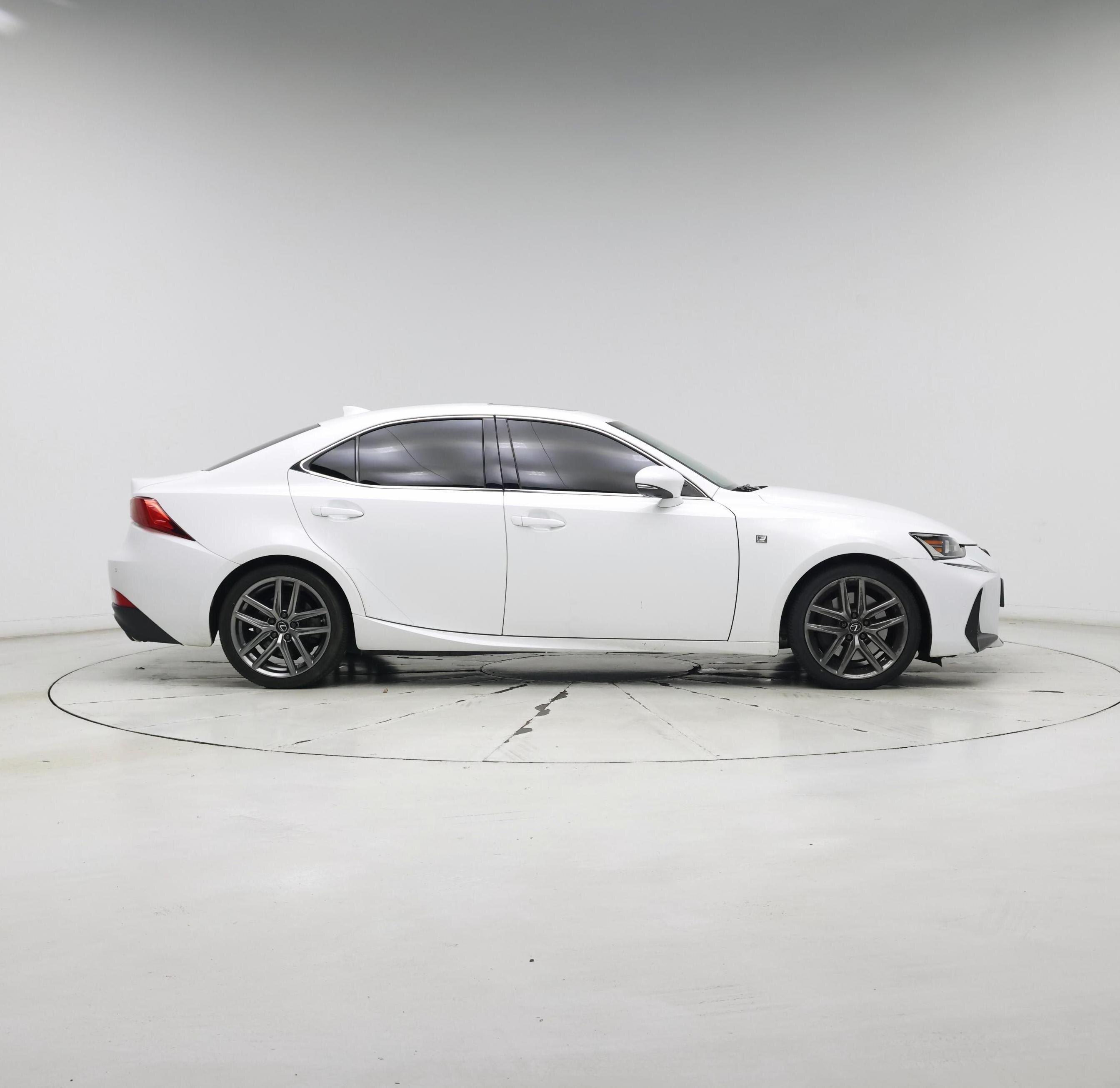 Thumbnail: 2020 Lexus IS - 7