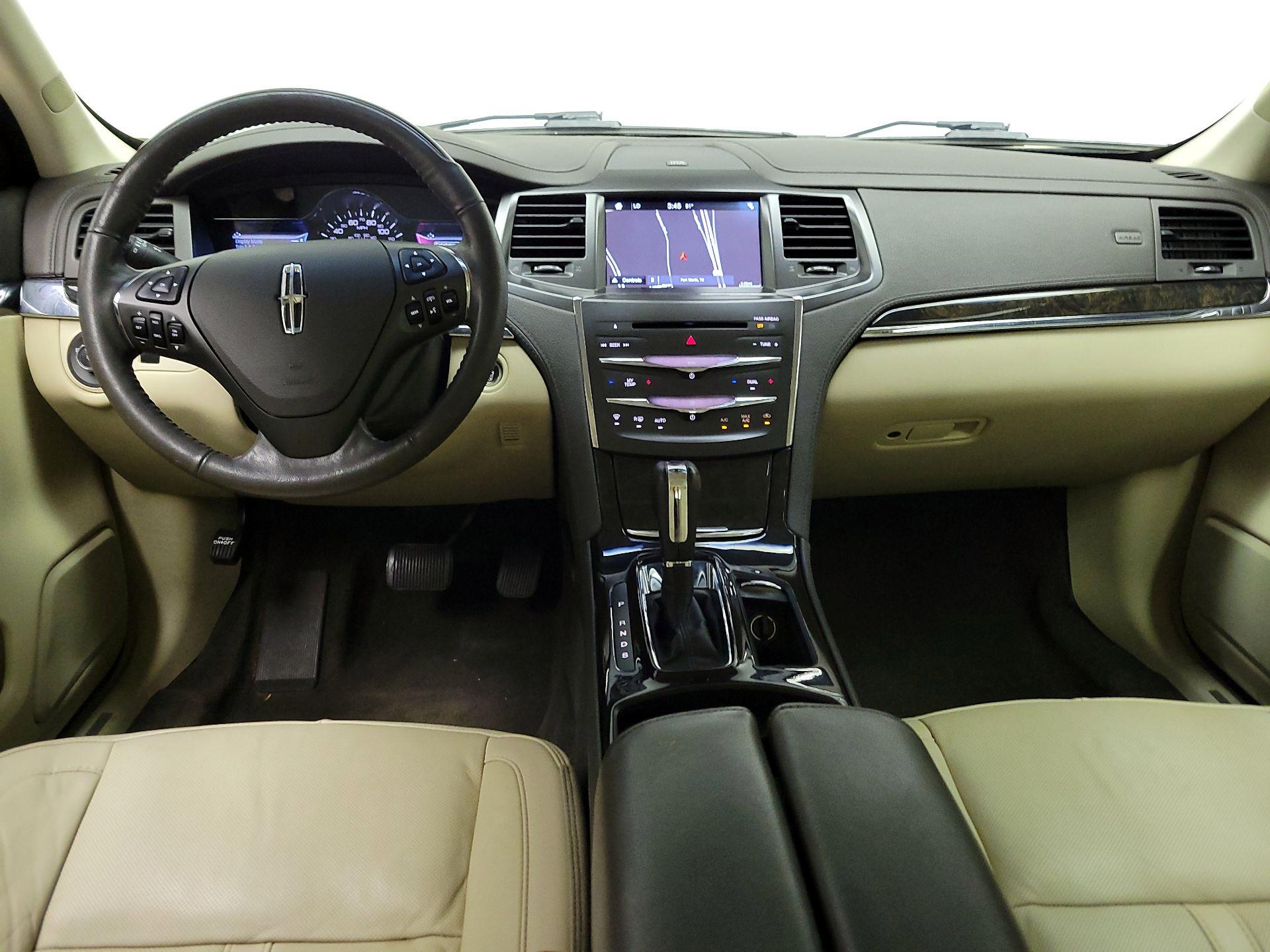 Thumbnail: 2016 Lincoln MKS - 9