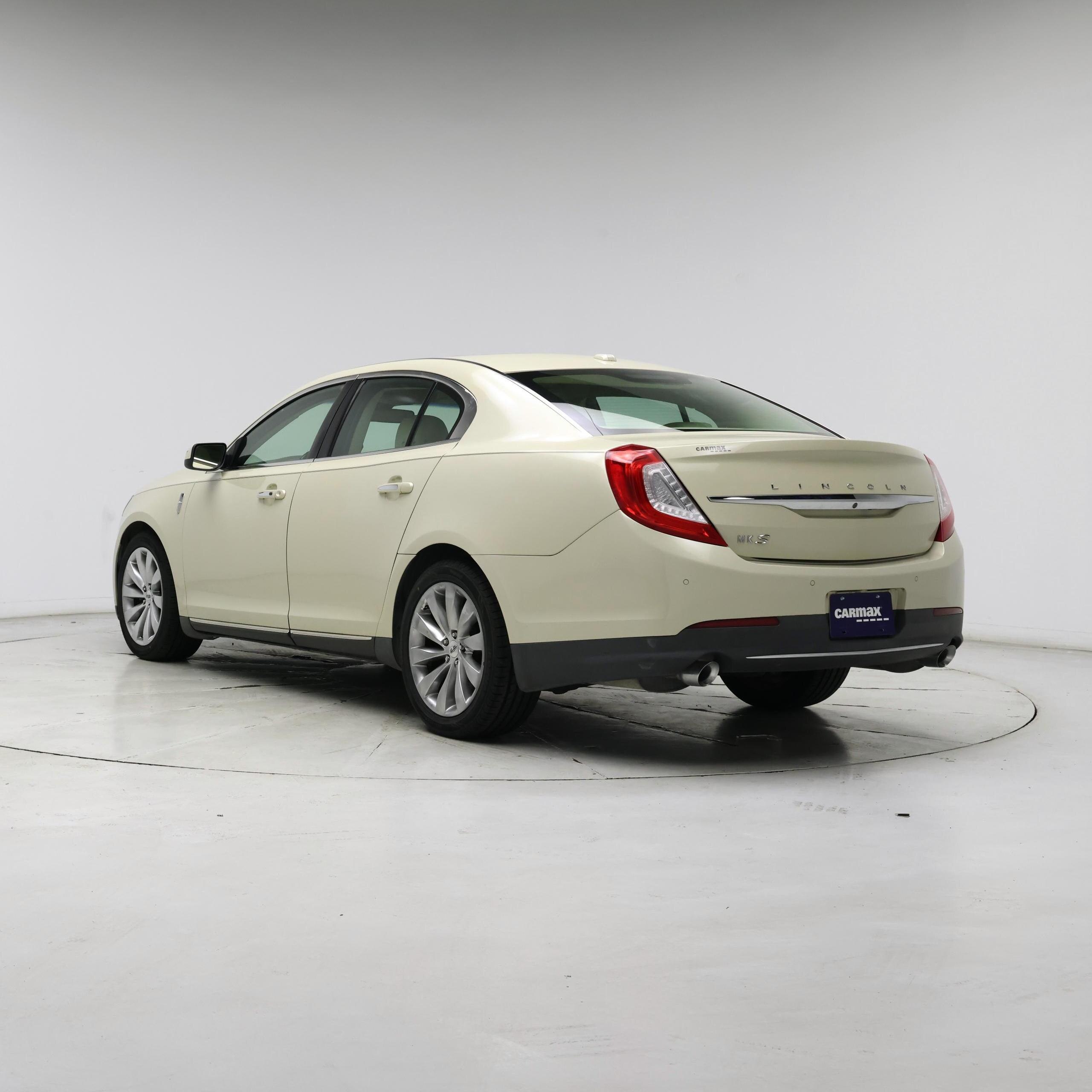 Thumbnail: 2016 Lincoln MKS - 2