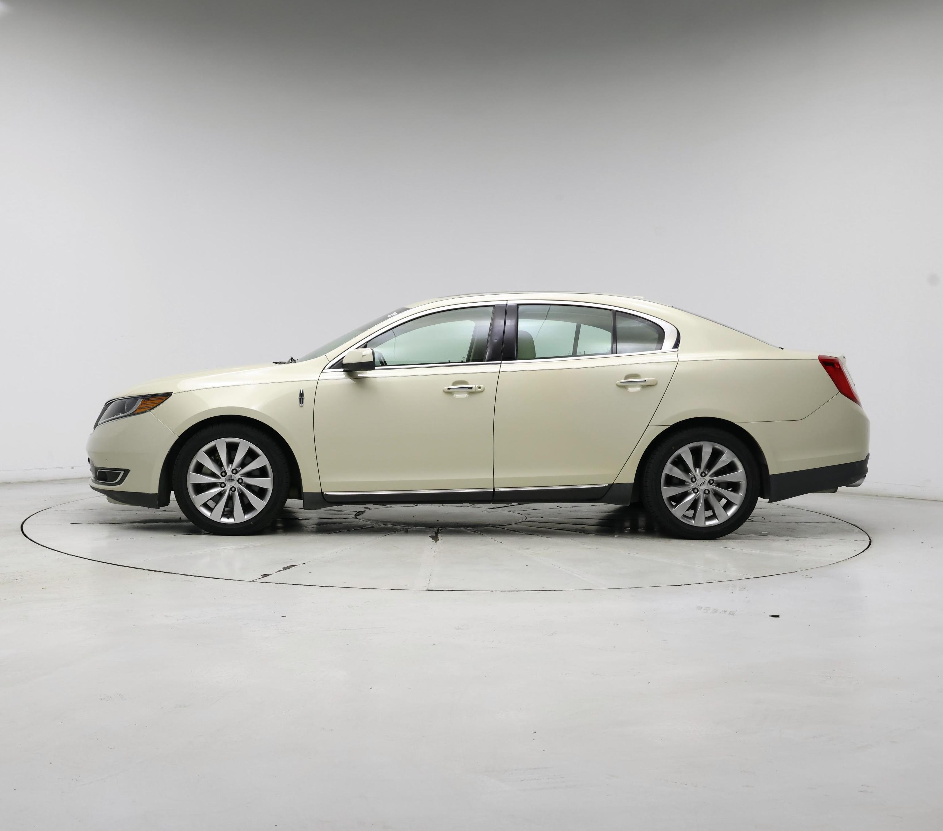 Thumbnail: 2016 Lincoln MKS - 3