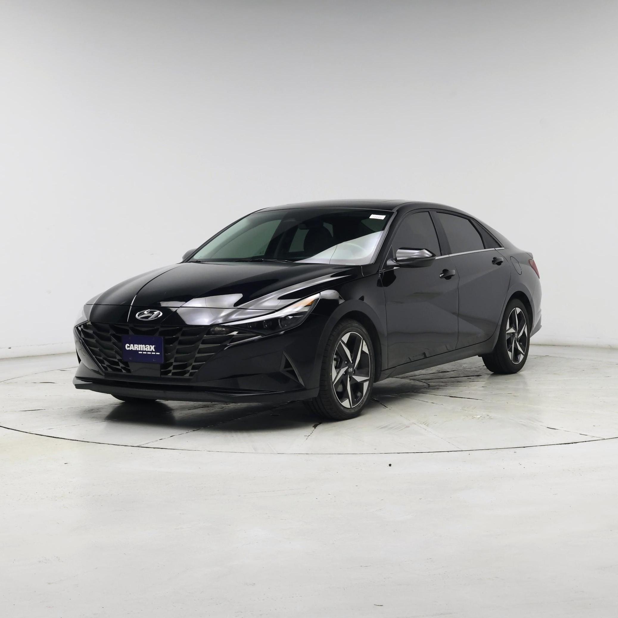 Thumbnail: 2023 Hyundai Elantra - 4