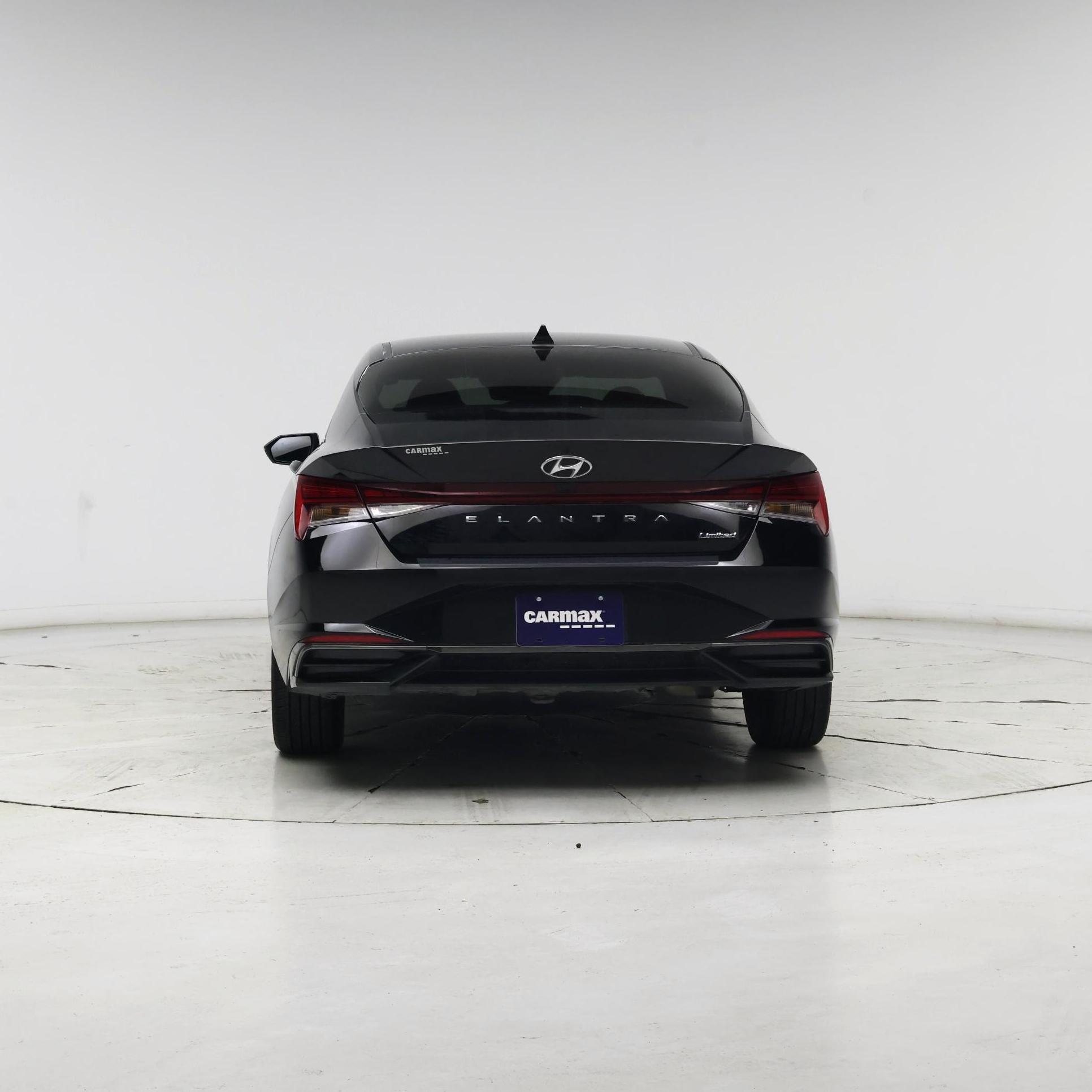 Thumbnail: 2023 Hyundai Elantra - 6