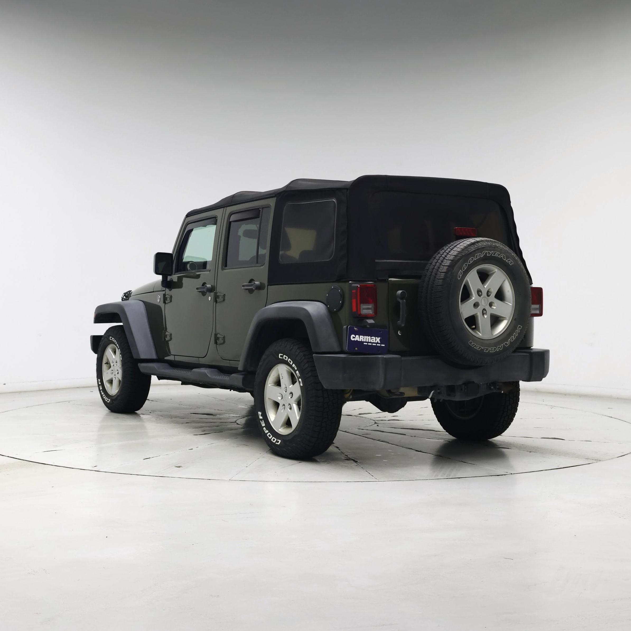 Thumbnail: 2015 Jeep Wrangler - 2