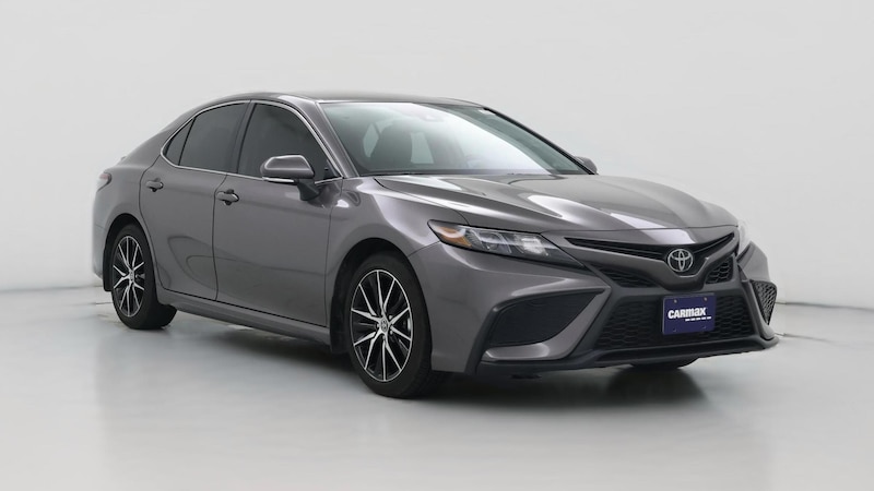 2024 Toyota Camry SE Hero Image