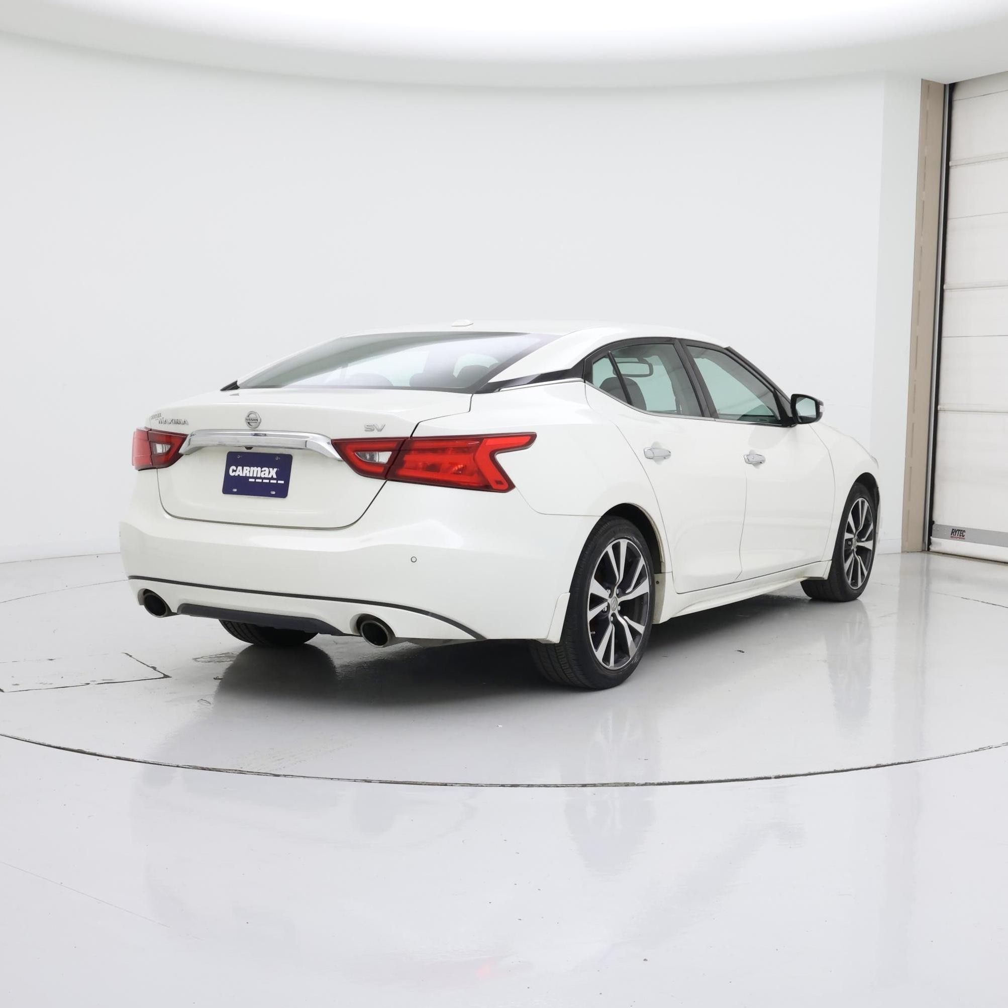 Thumbnail: 2017 Nissan Maxima - 8