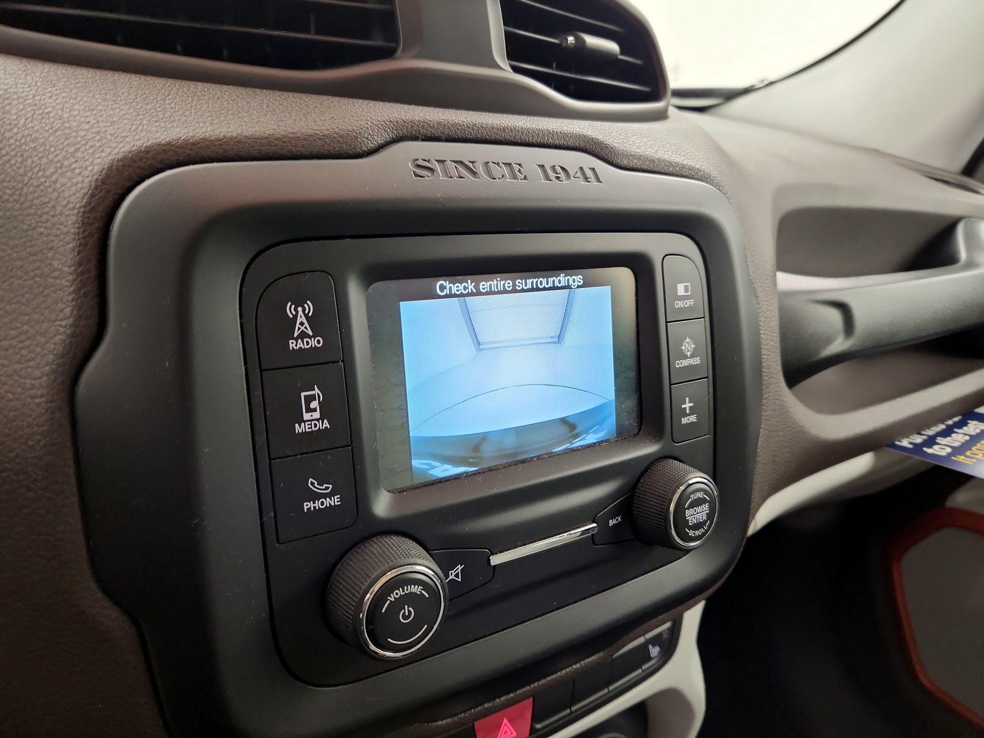Thumbnail: 2015 Jeep Renegade - 14