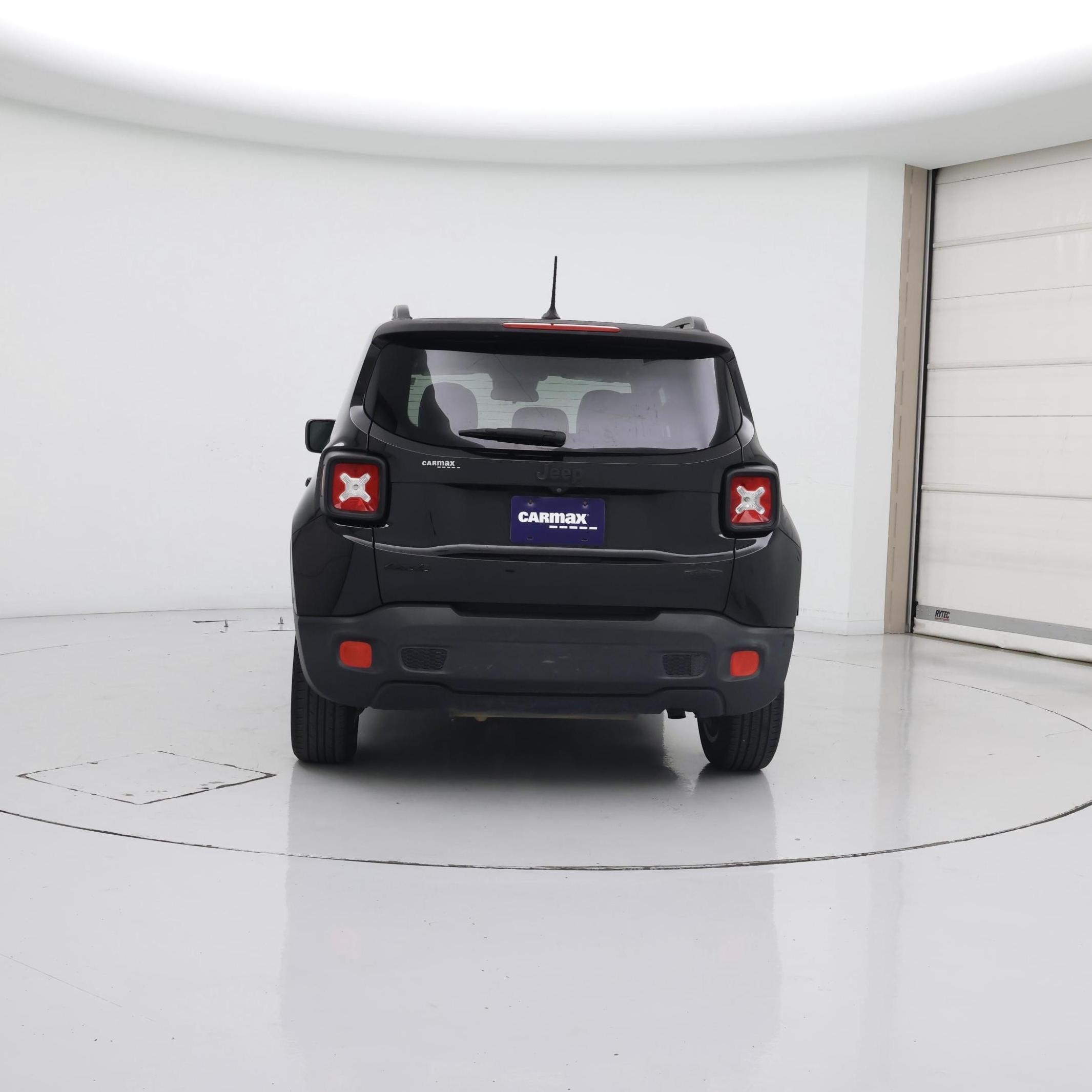 Thumbnail: 2015 Jeep Renegade - 6