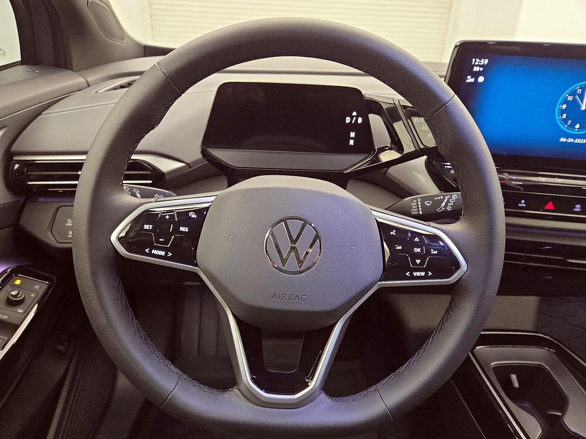 Thumbnail: 2023 Volkswagen ID.4 - 10