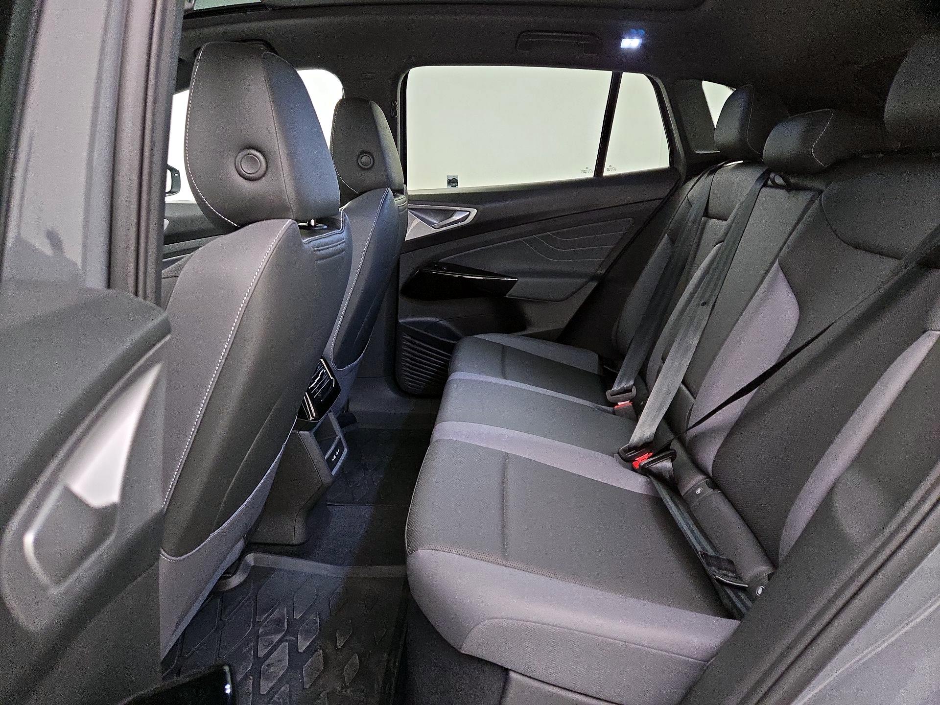 Thumbnail: 2023 Volkswagen ID.4 - 20