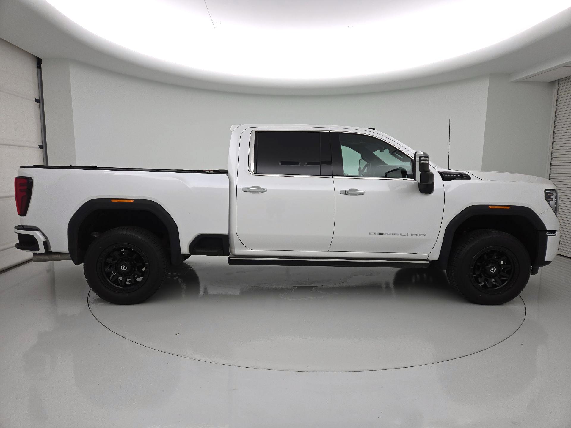 Thumbnail: 2024 GMC Sierra 2500 - 4