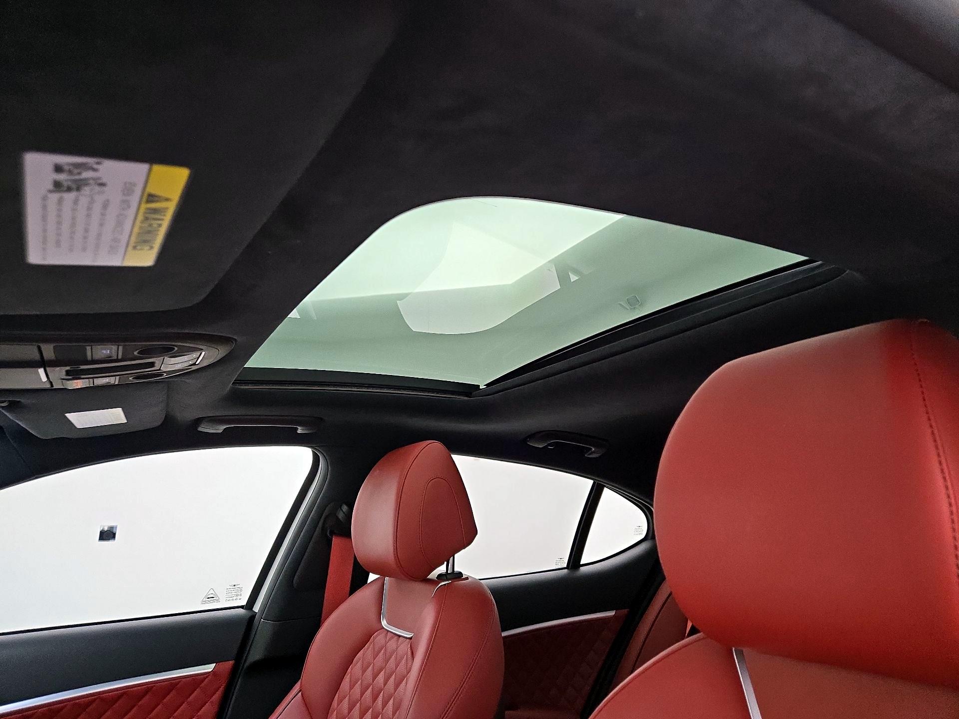 Thumbnail: 2022 Genesis G70 - 20